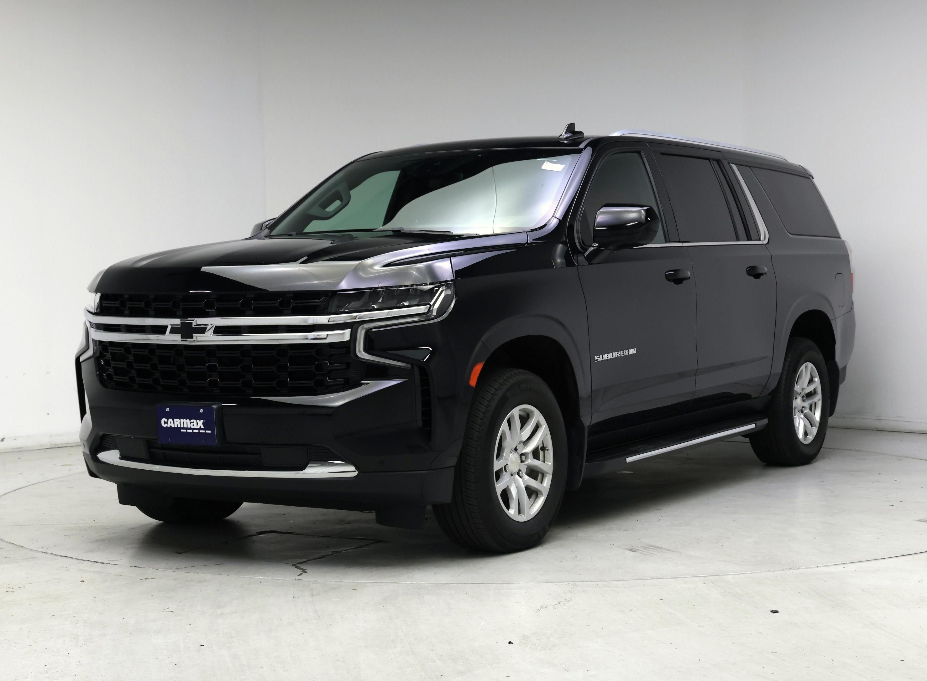 Thumbnail: 2023 Chevrolet Suburban - 4