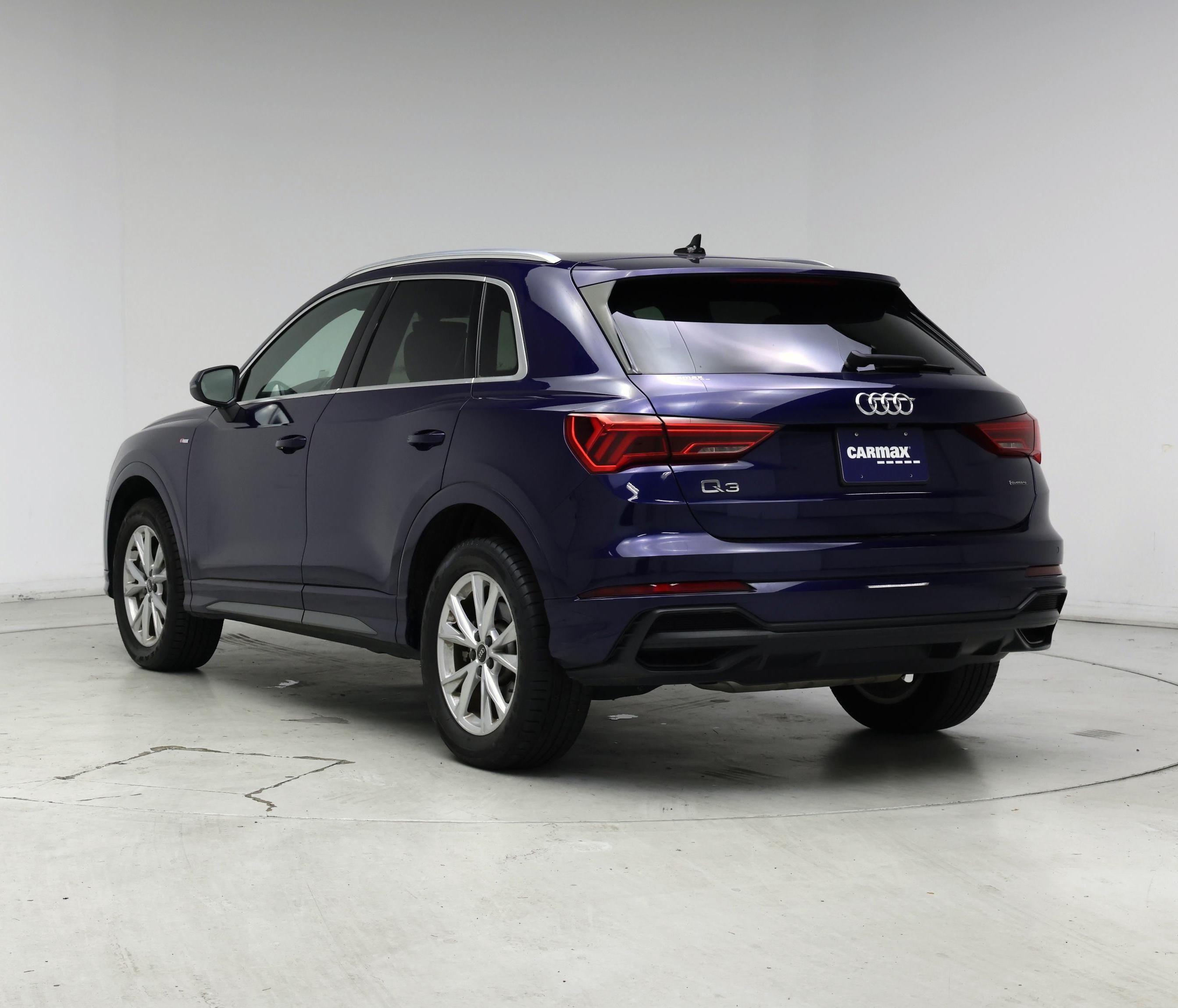 Thumbnail: 2022 Audi Q3 - 2