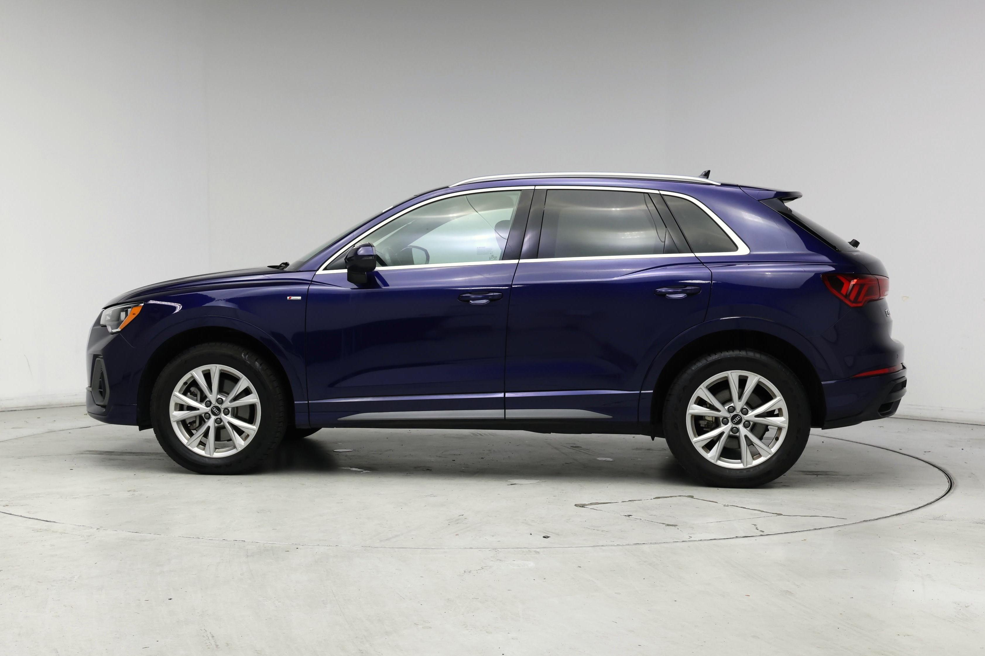 Thumbnail: 2022 Audi Q3 - 3