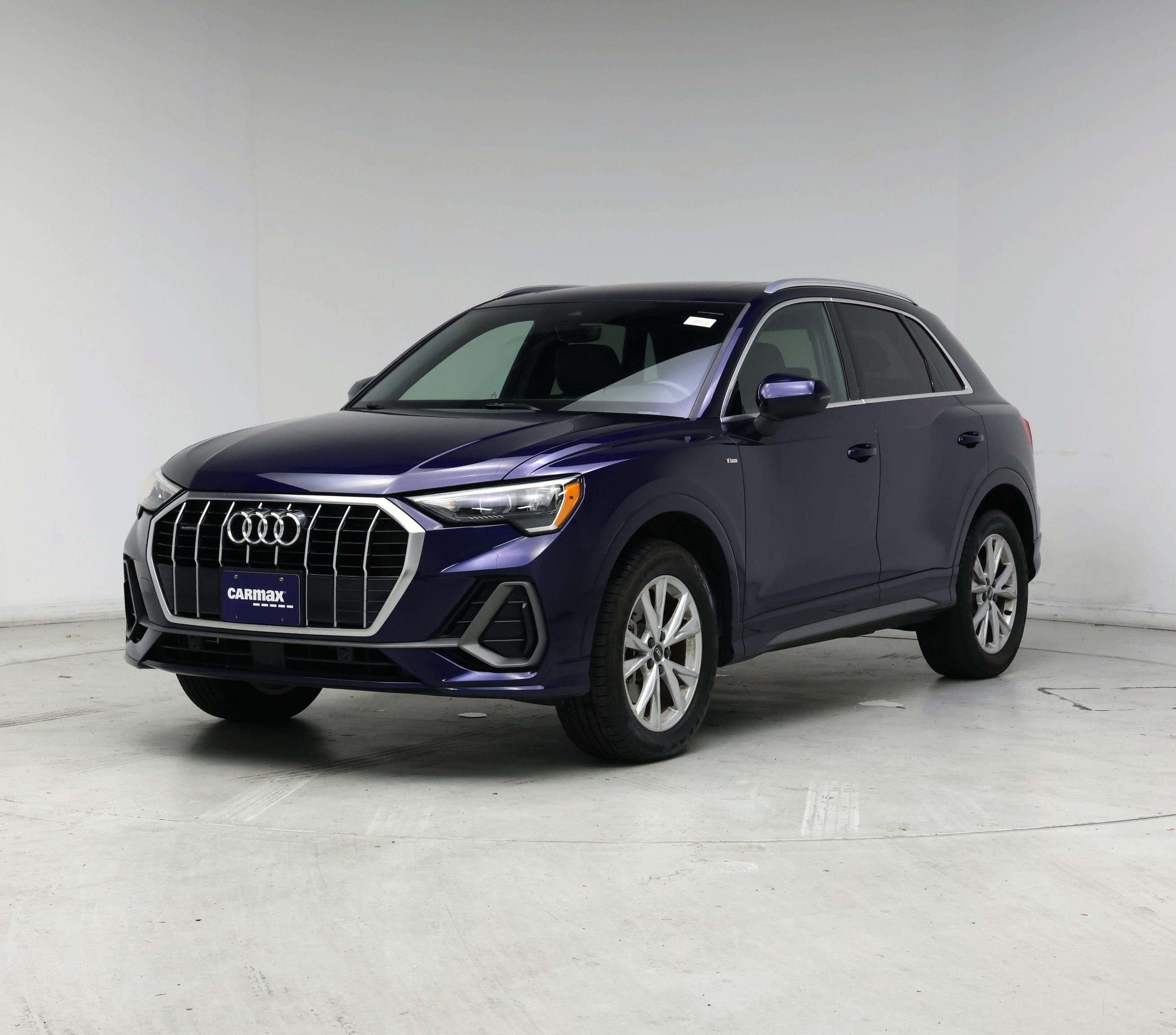 Thumbnail: 2022 Audi Q3 - 4