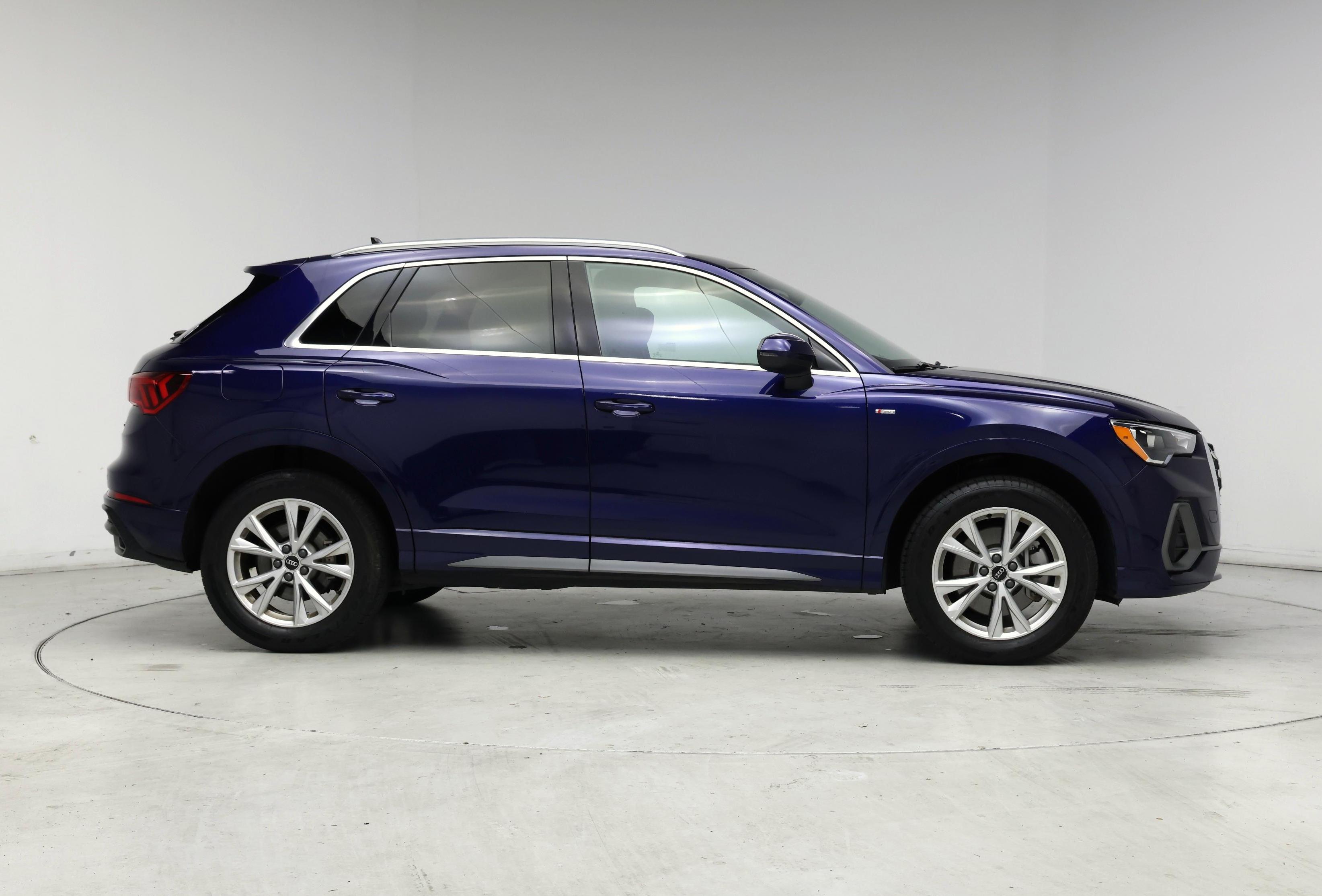 Thumbnail: 2022 Audi Q3 - 7
