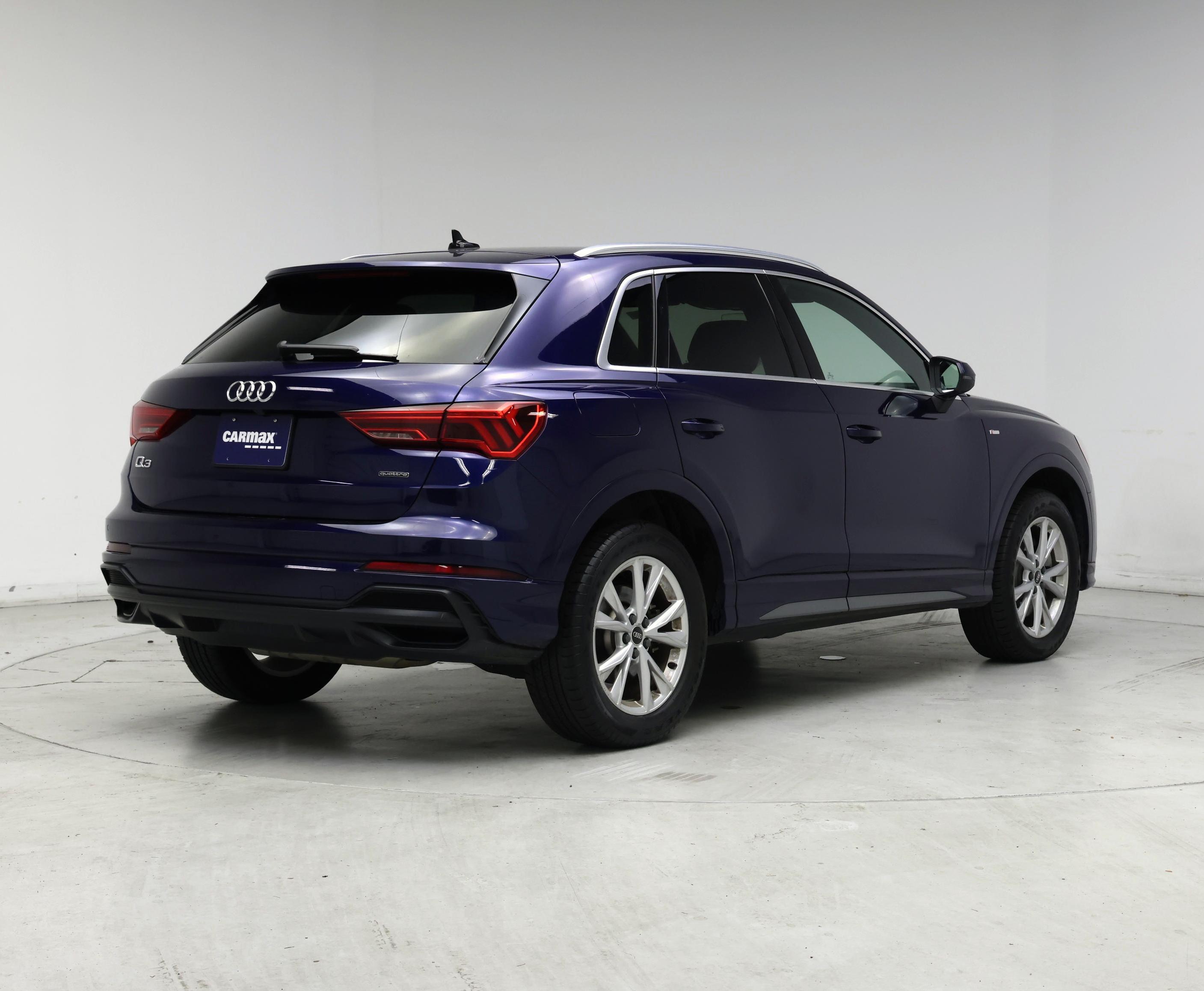 Thumbnail: 2022 Audi Q3 - 8