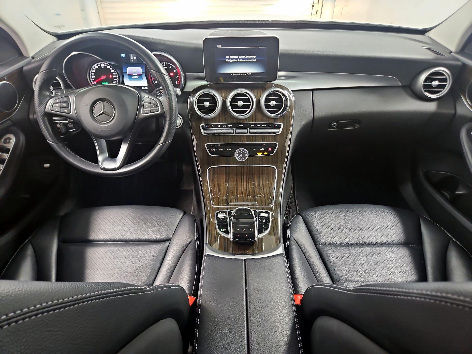 Thumbnail: 2016 Mercedes-Benz C-Class - 9