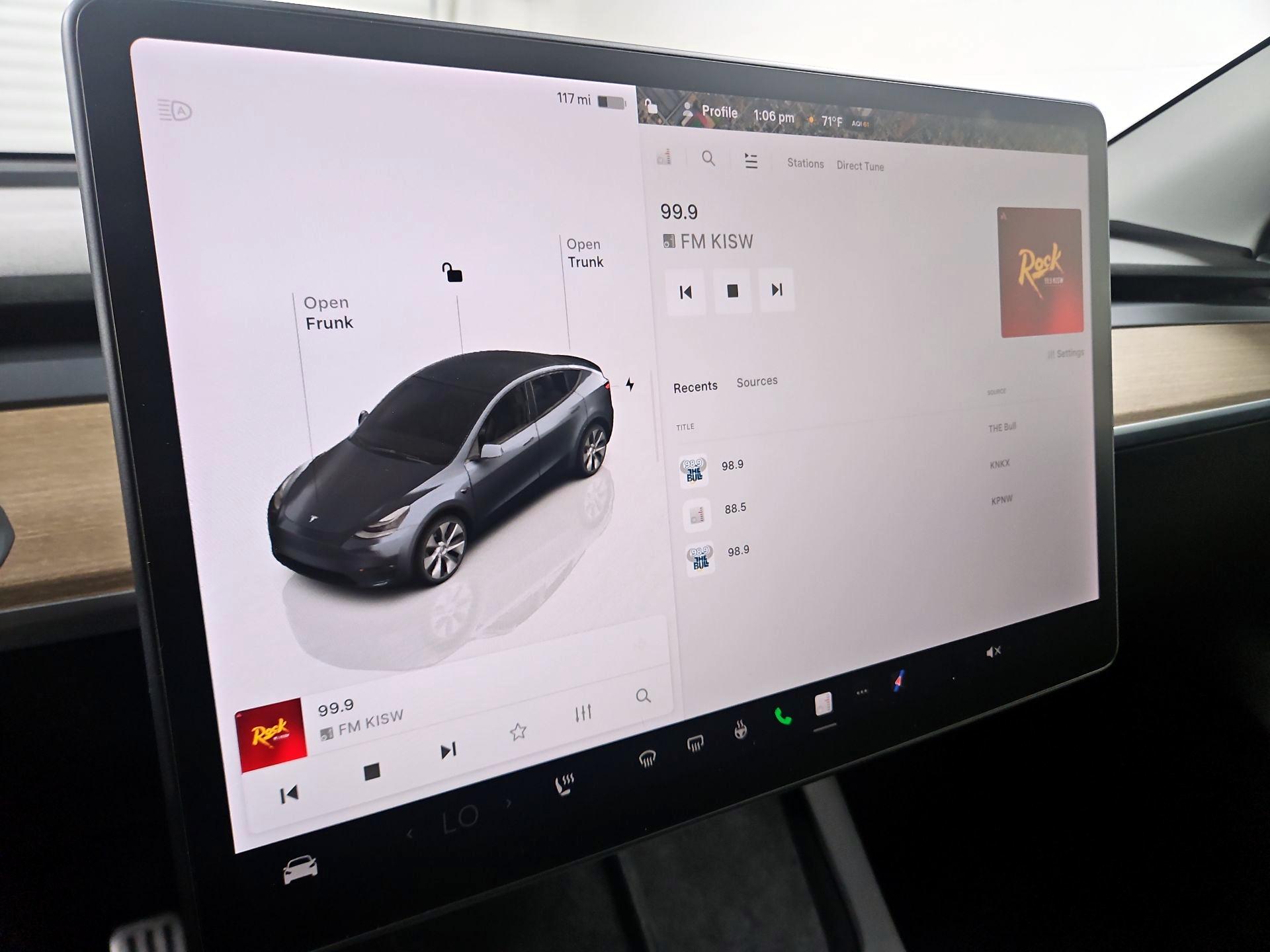 Thumbnail: 2022 Tesla Model Y - 15