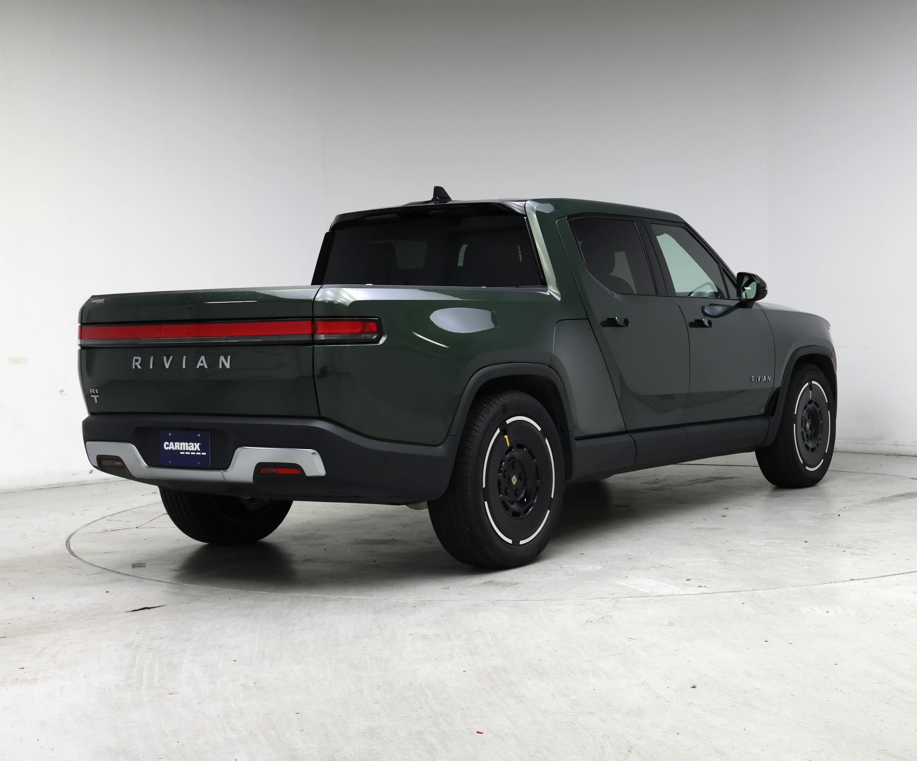 Thumbnail: 2025 Rivian R1T - 8