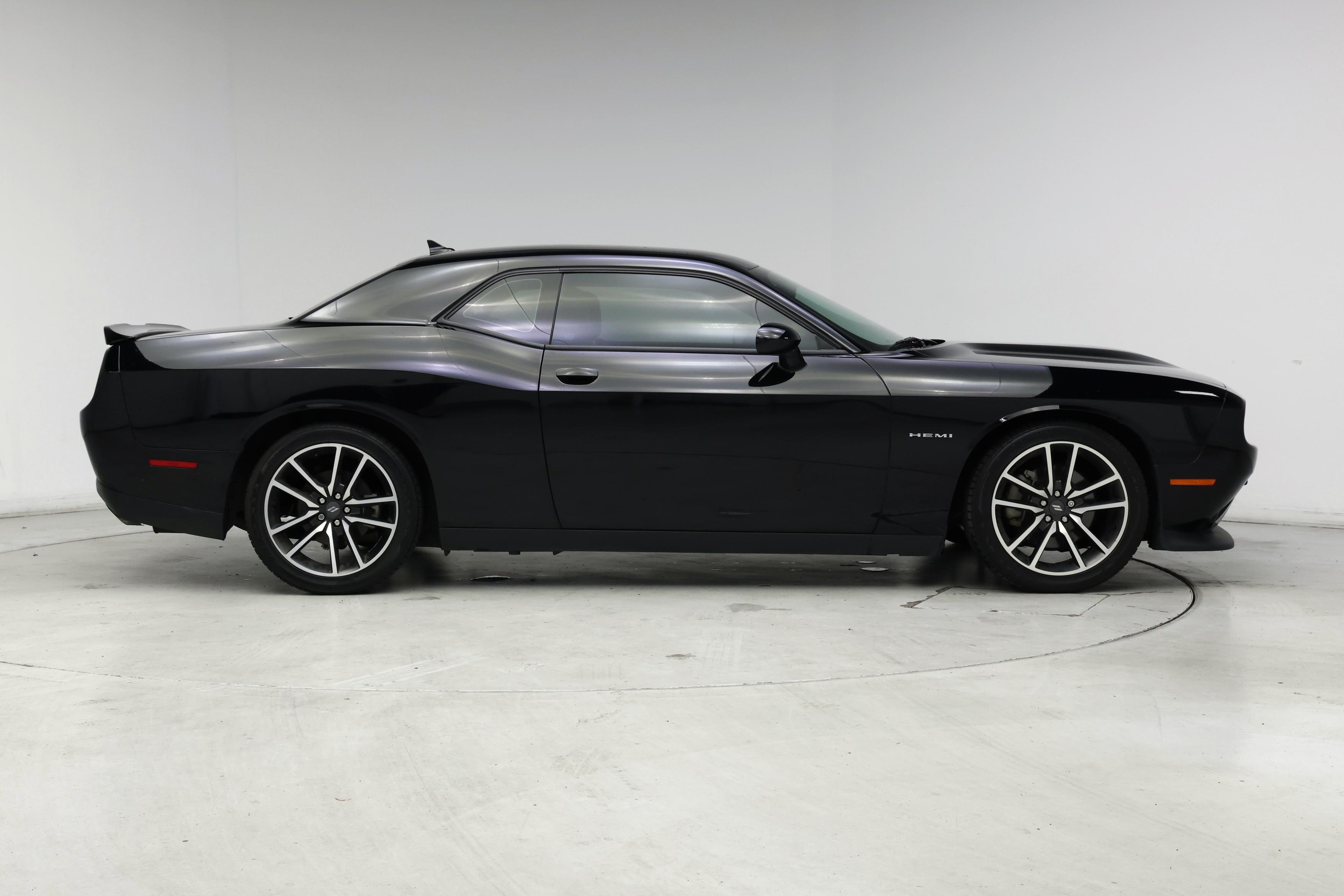 Thumbnail: 2021 Dodge Challenger - 7