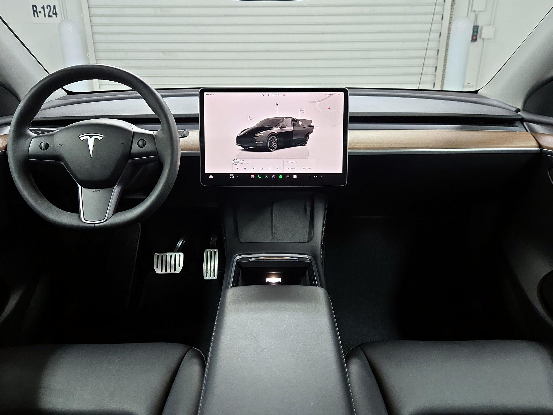 Thumbnail: 2023 Tesla Model Y - 9