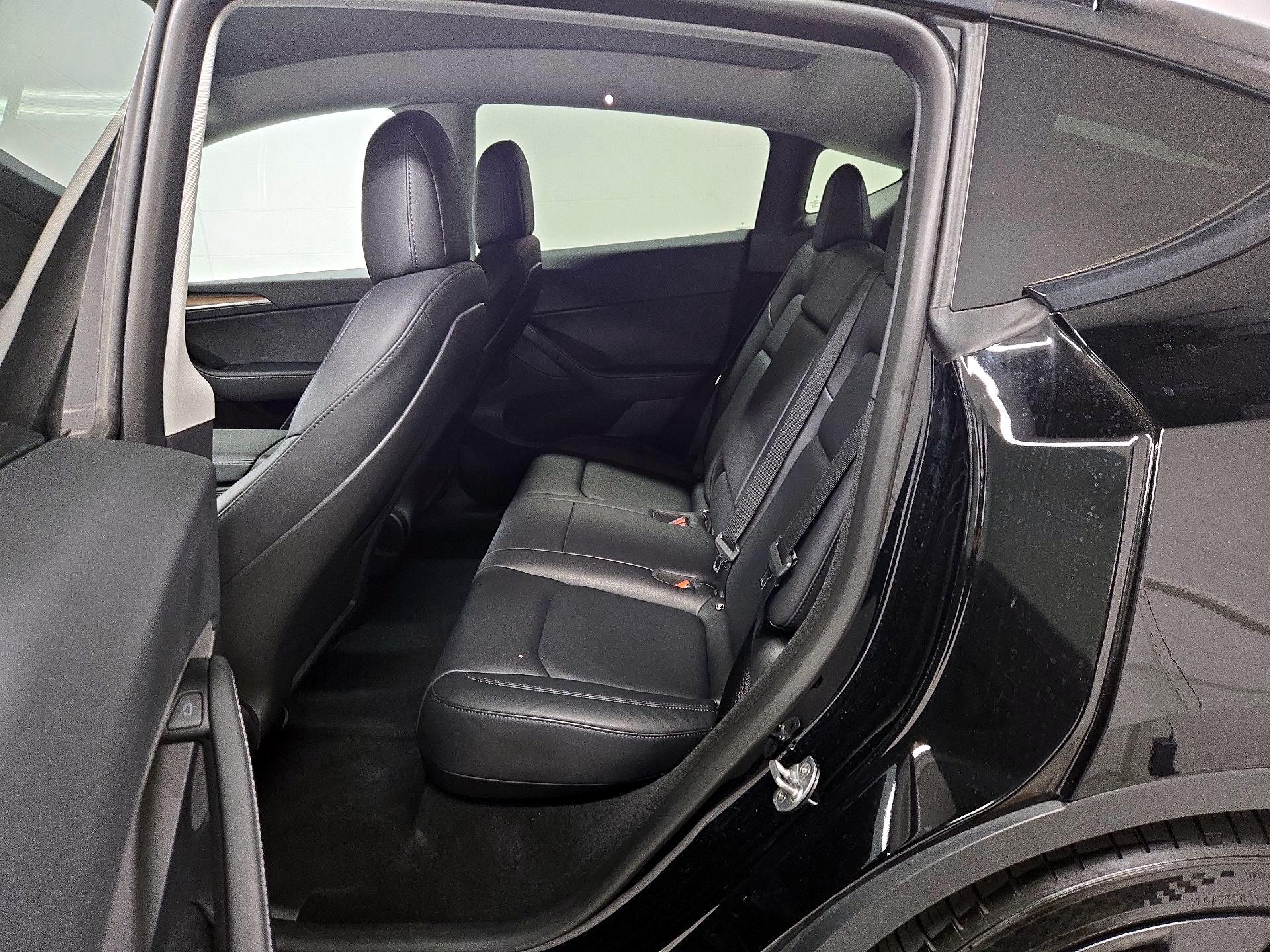 Thumbnail: 2023 Tesla Model Y - 19
