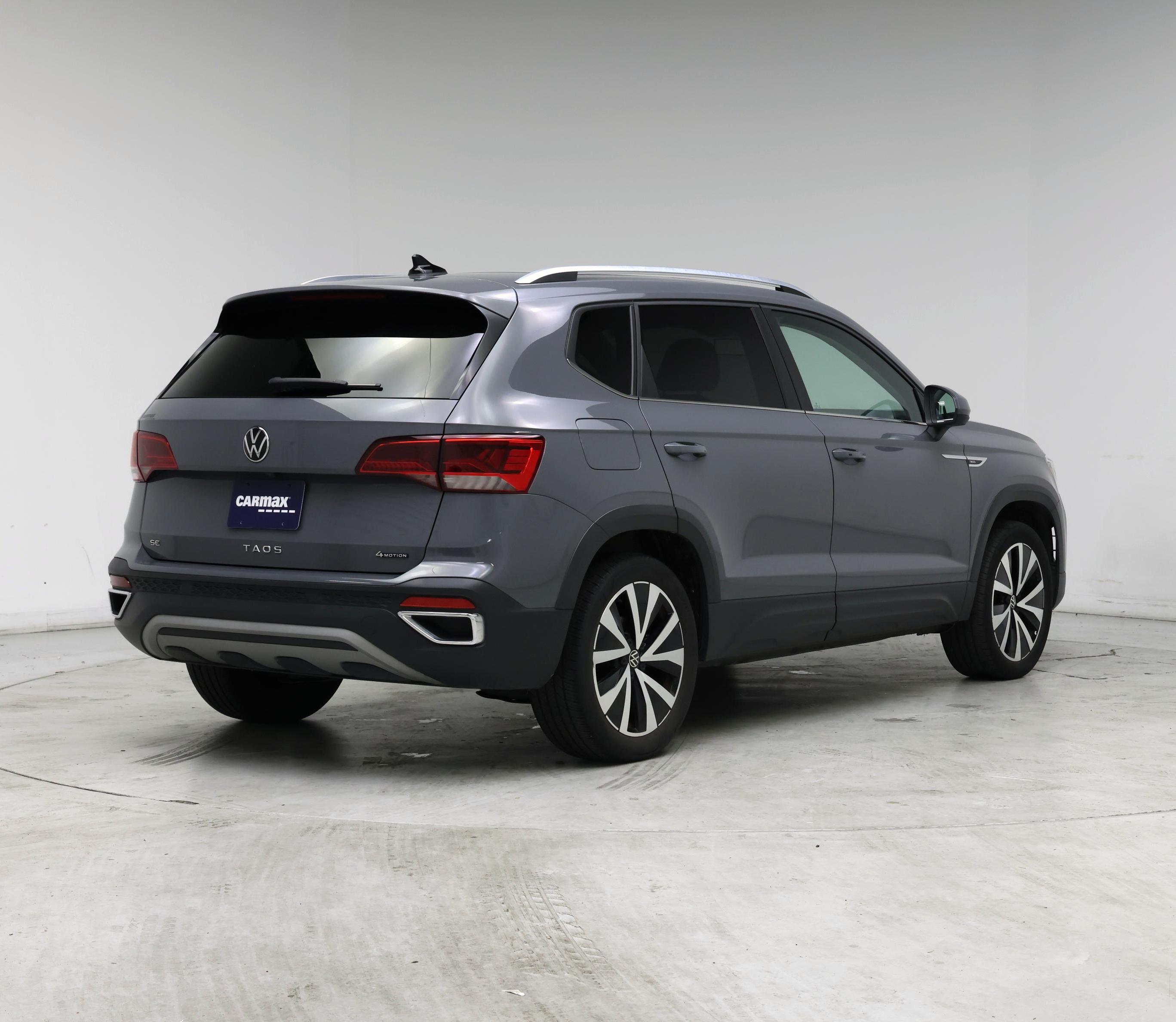 Thumbnail: 2022 Volkswagen Taos - 8
