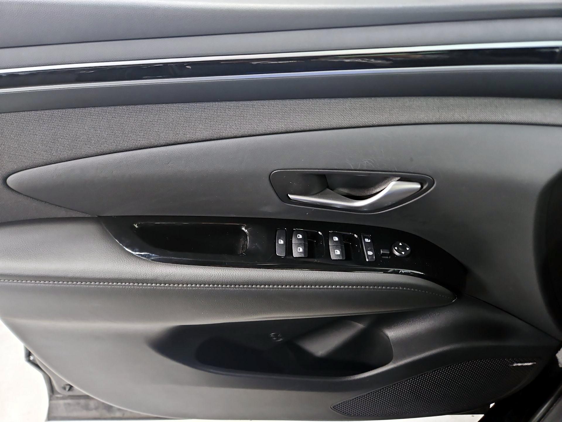 Thumbnail: 2023 Hyundai Tucson - 12