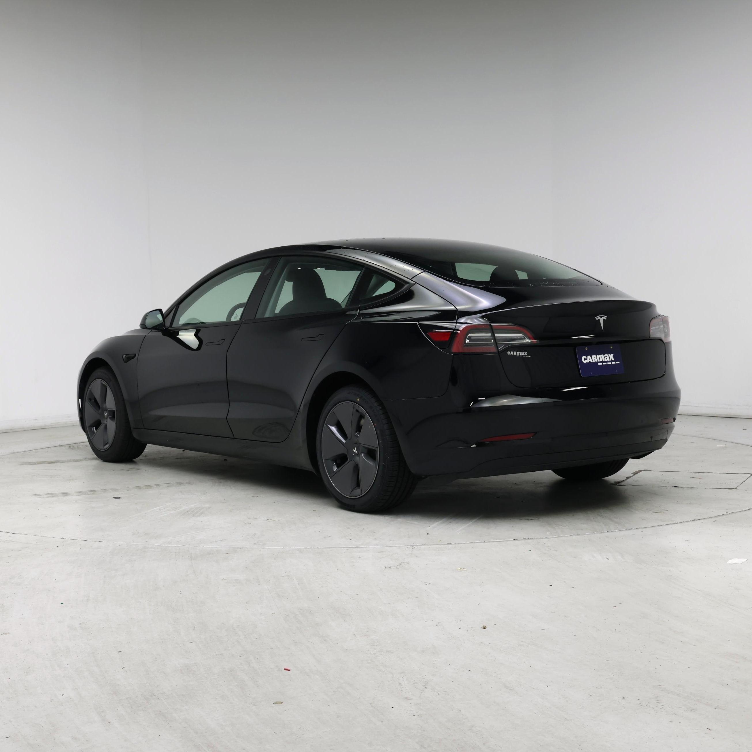 Thumbnail: 2023 Tesla Model 3 - 2
