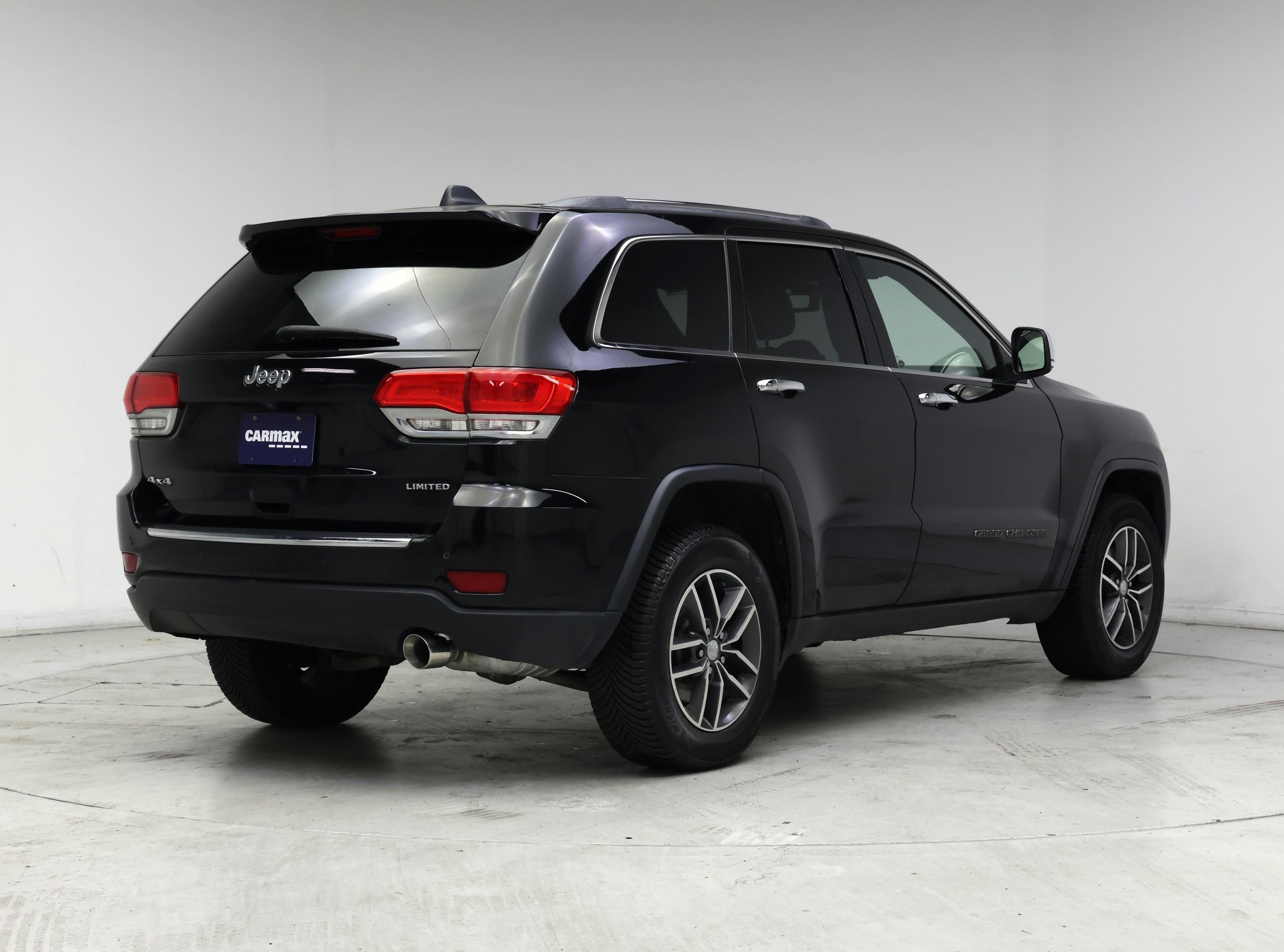 Thumbnail: 2018 Jeep Grand Cherokee - 8