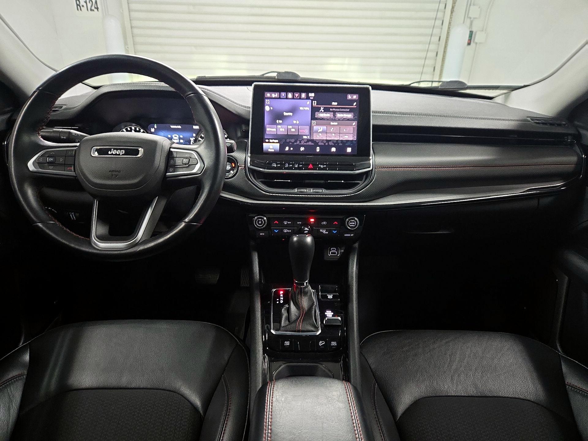 Thumbnail: 2022 Jeep Compass - 9