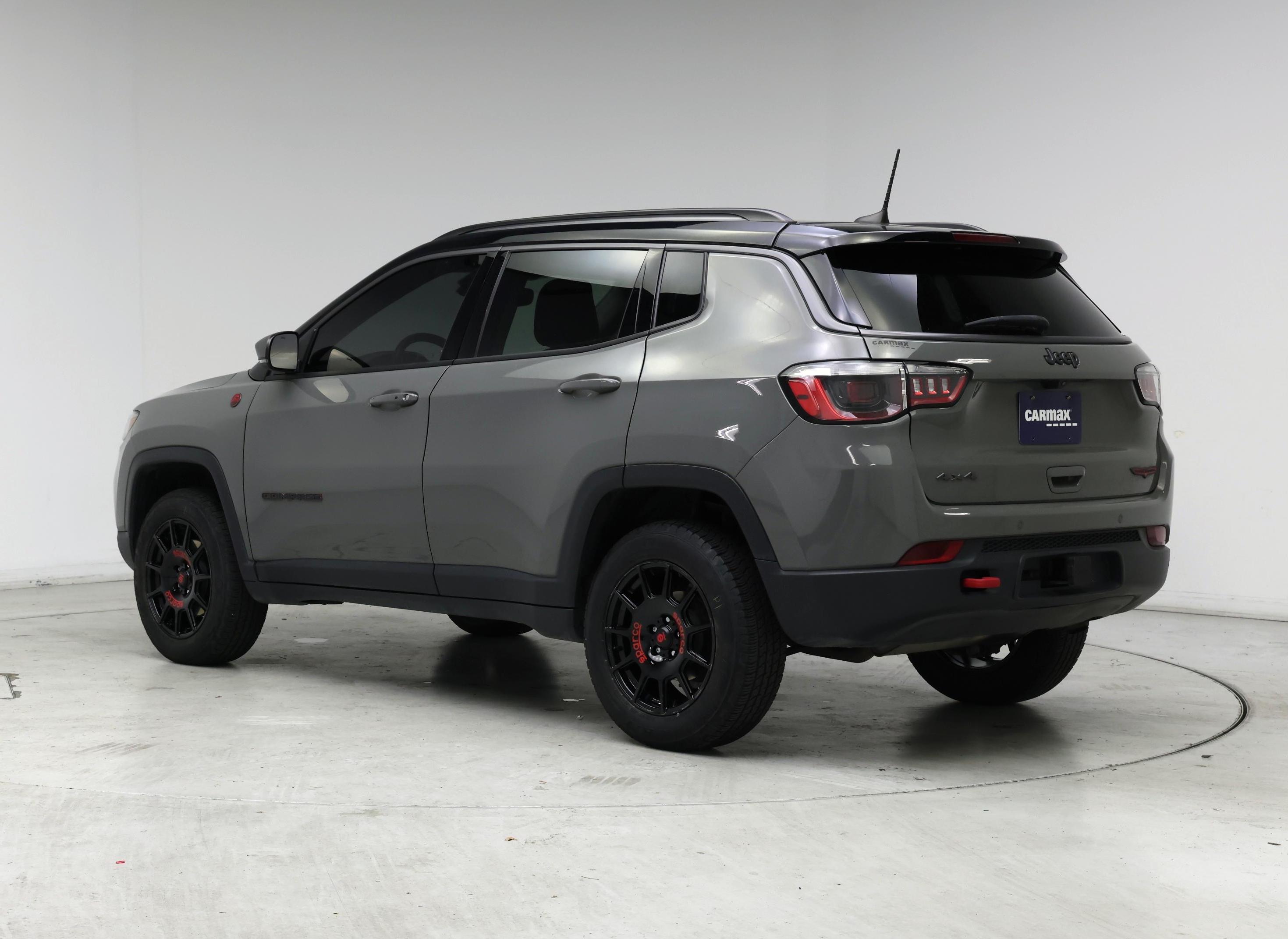 Thumbnail: 2022 Jeep Compass - 2