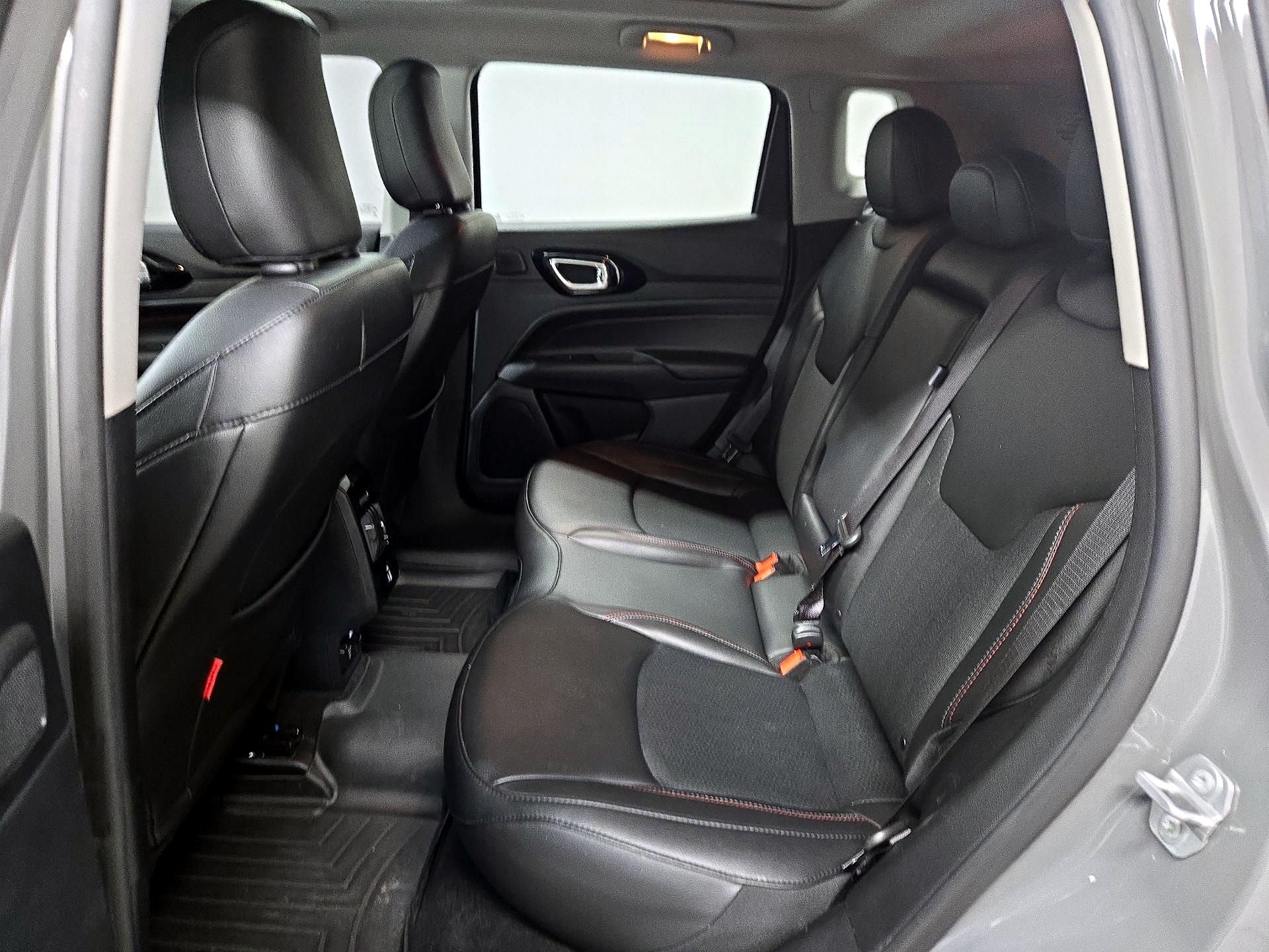 Thumbnail: 2022 Jeep Compass - 20