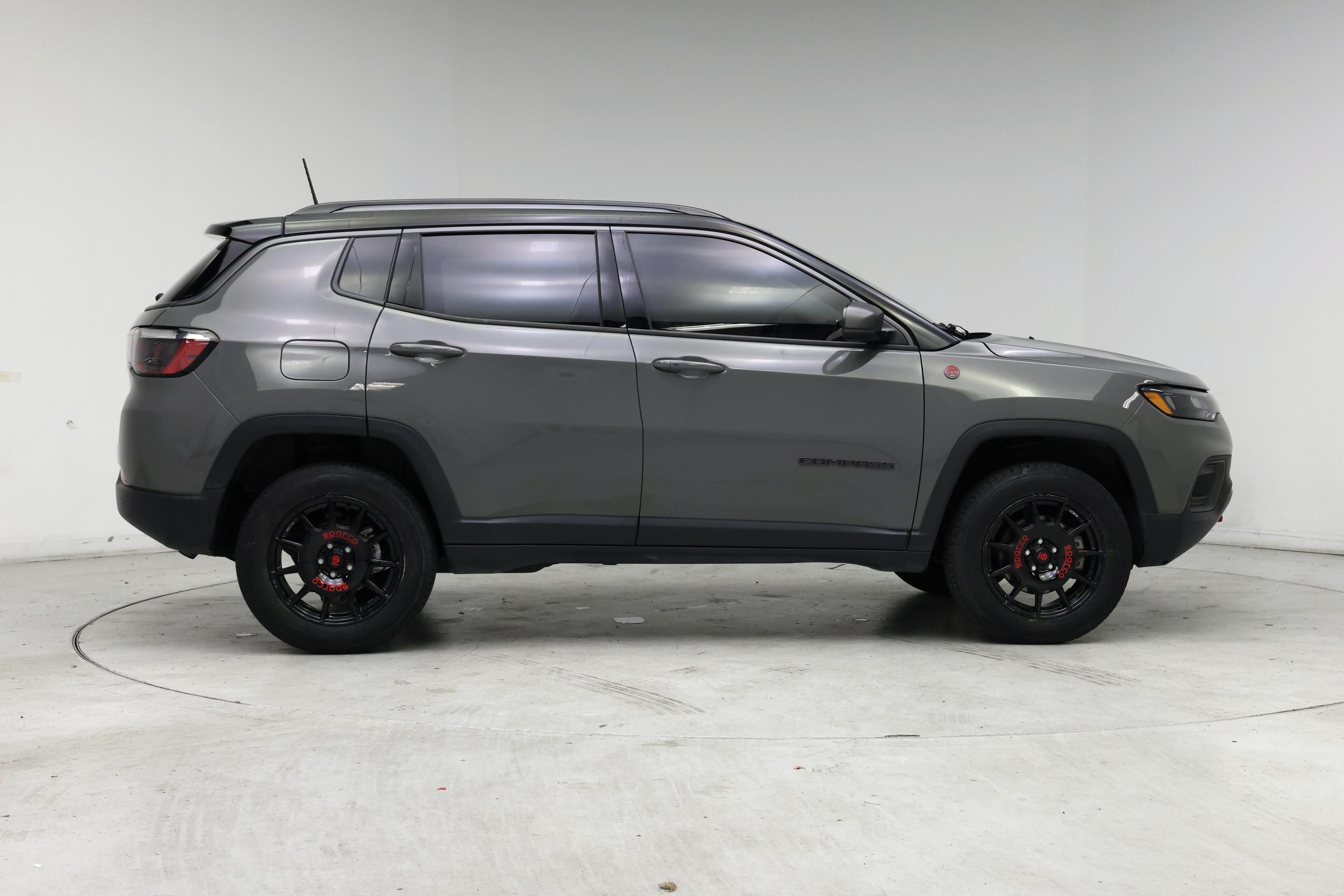 Thumbnail: 2022 Jeep Compass - 7