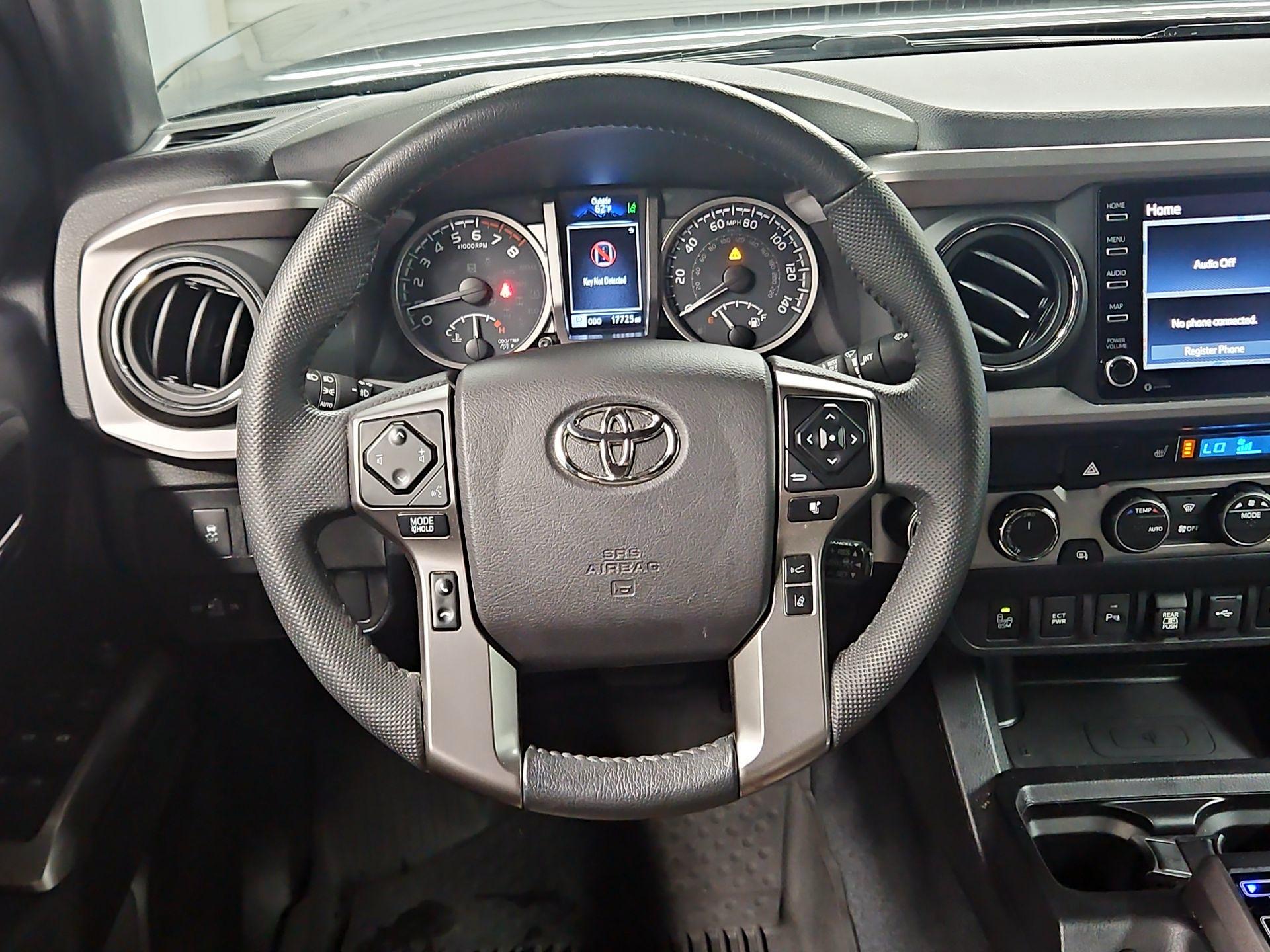 Thumbnail: 2021 Toyota Tacoma - 10