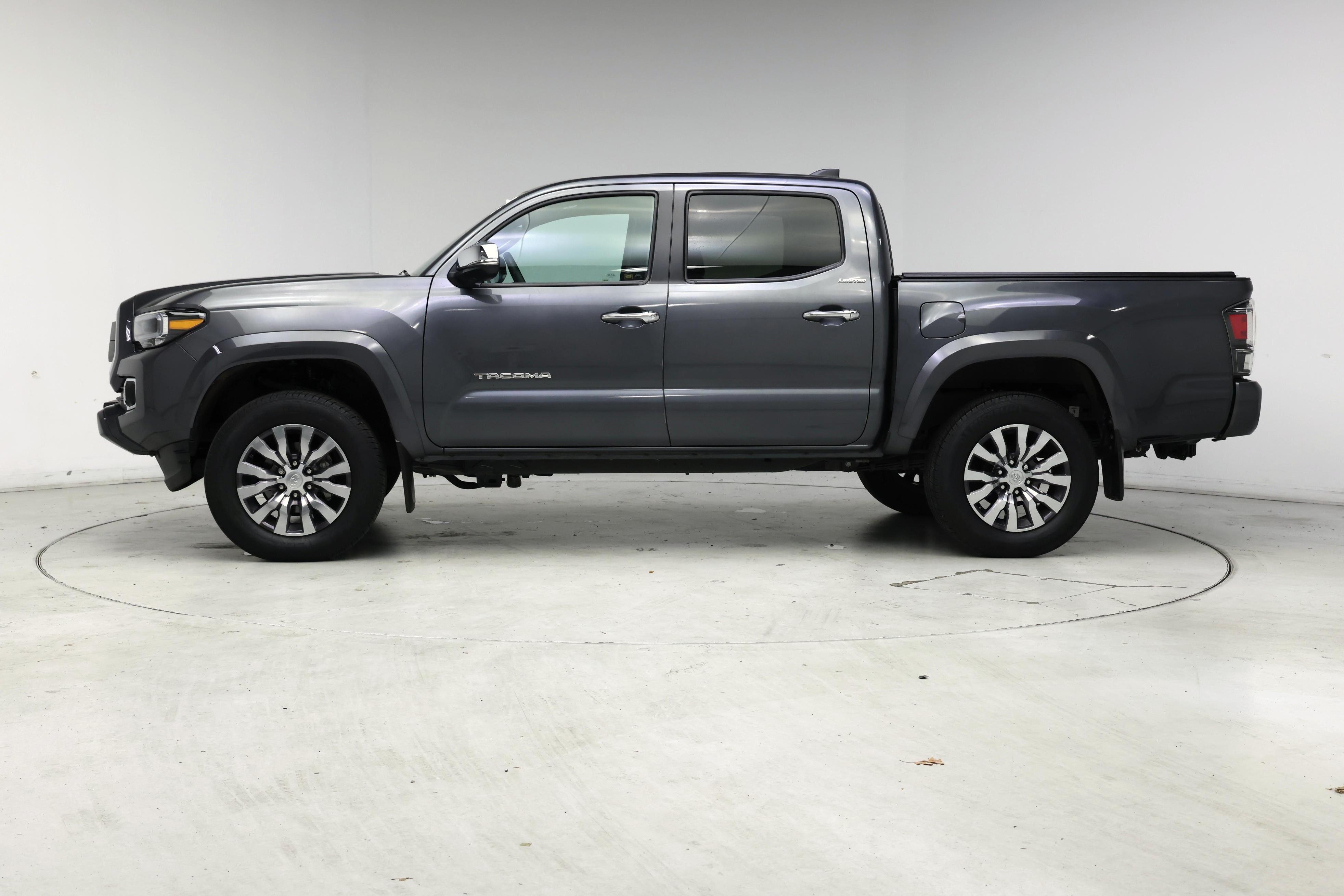 Thumbnail: 2021 Toyota Tacoma - 3