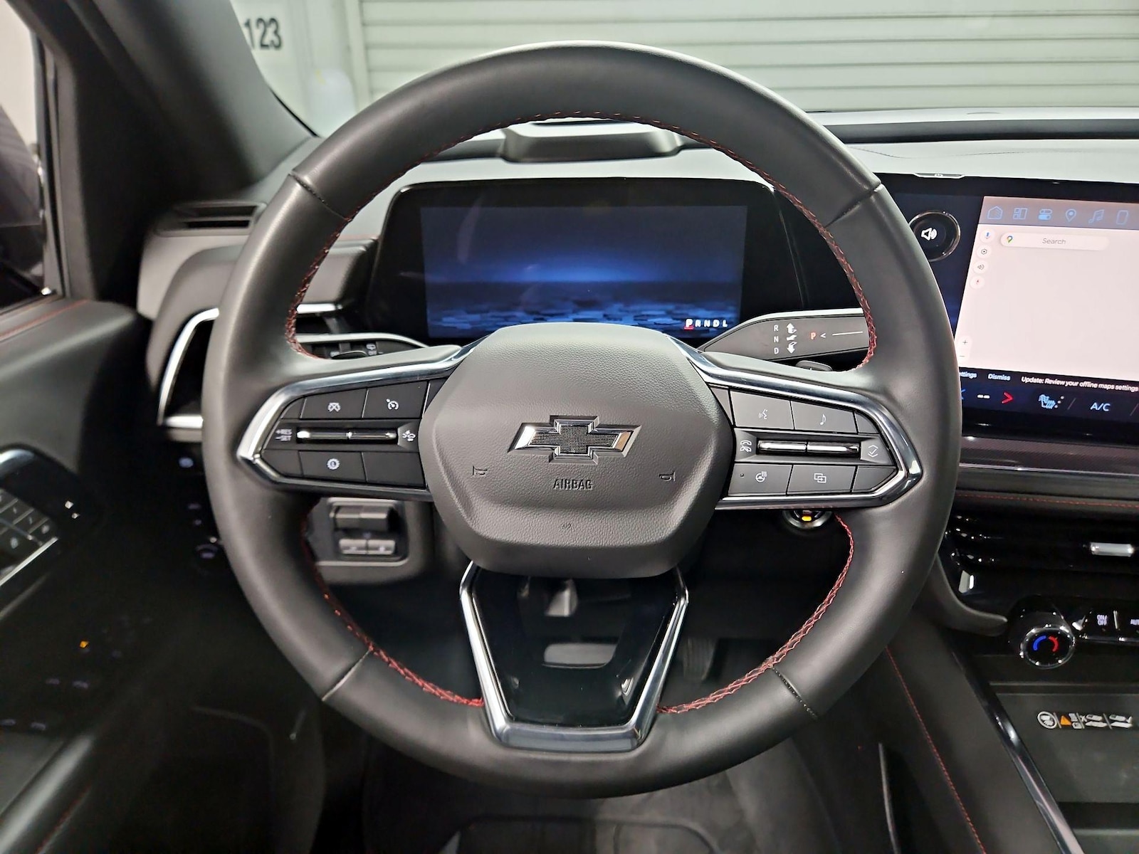 2025 Chevrolet Suburban RST - Photo 11