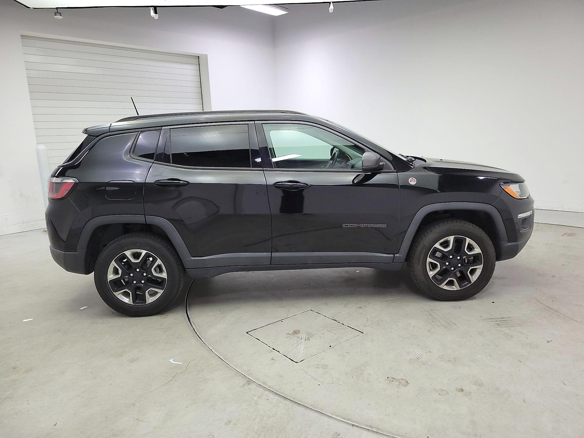 Thumbnail: 2018 Jeep Compass - 4