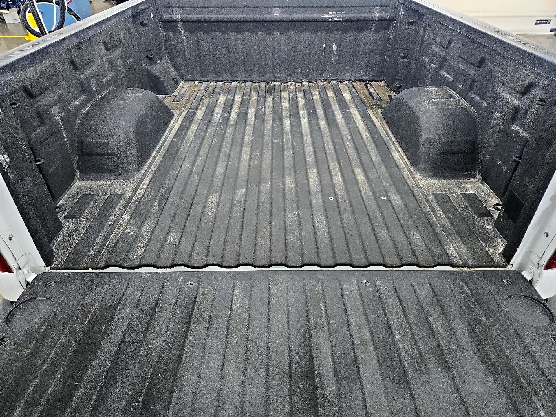 Thumbnail: 2023 Chevrolet Silverado 1500 - 20