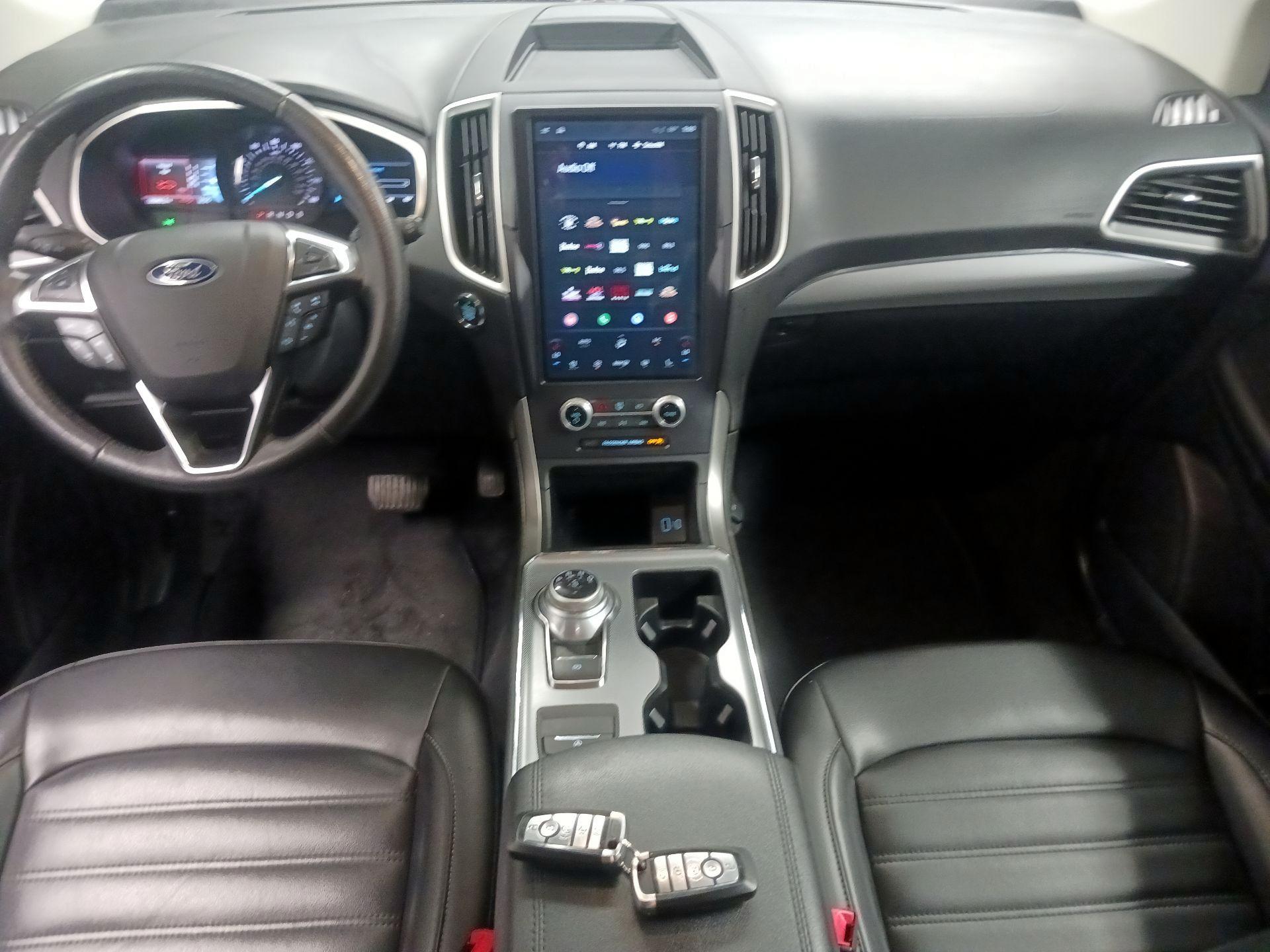 Thumbnail: 2021 Ford Edge - 9