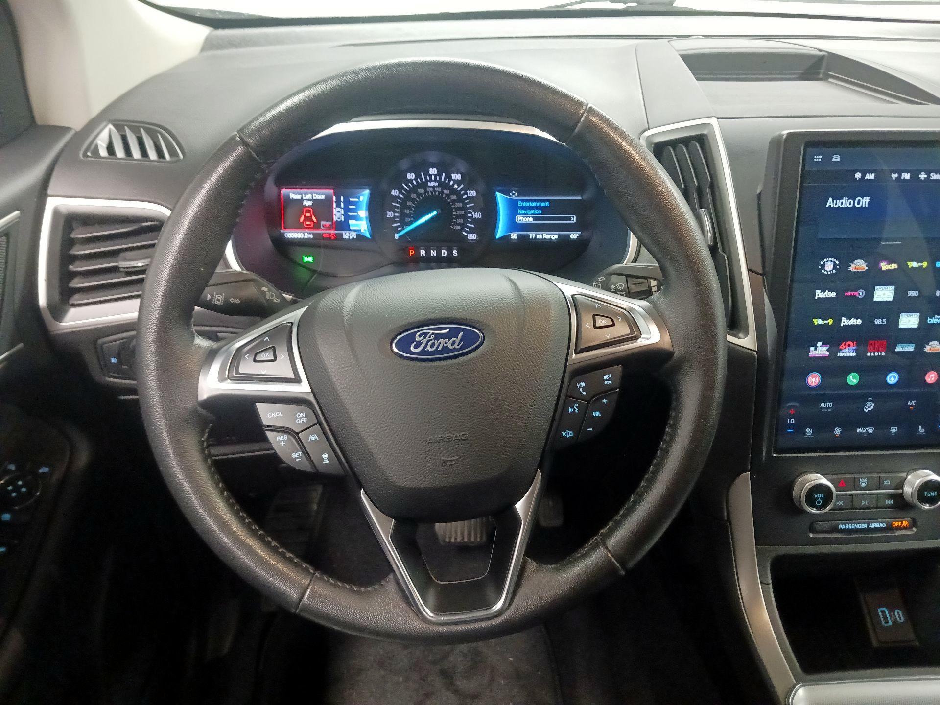 Thumbnail: 2021 Ford Edge - 10