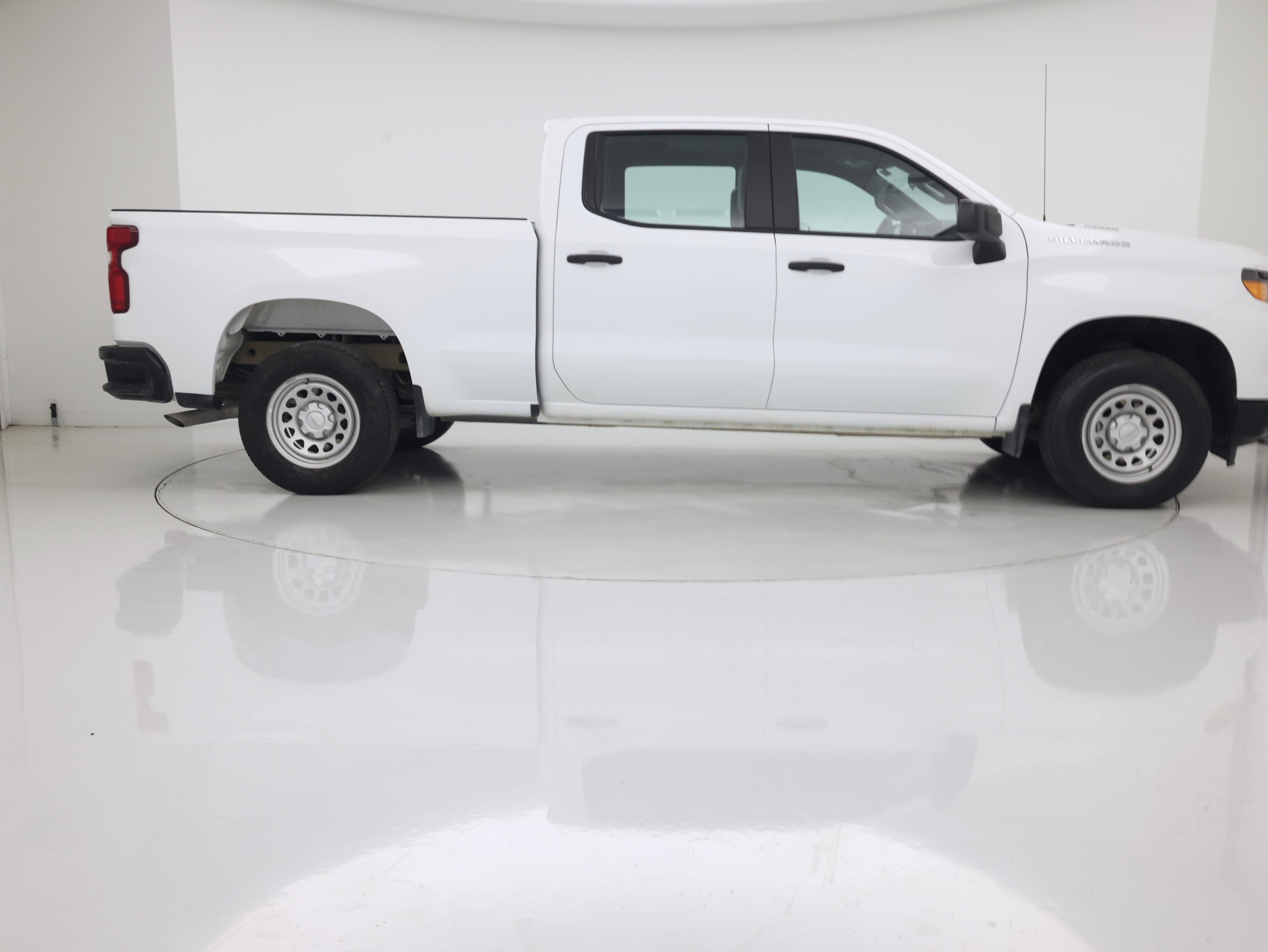 Thumbnail: 2025 Chevrolet Silverado 1500 - 7