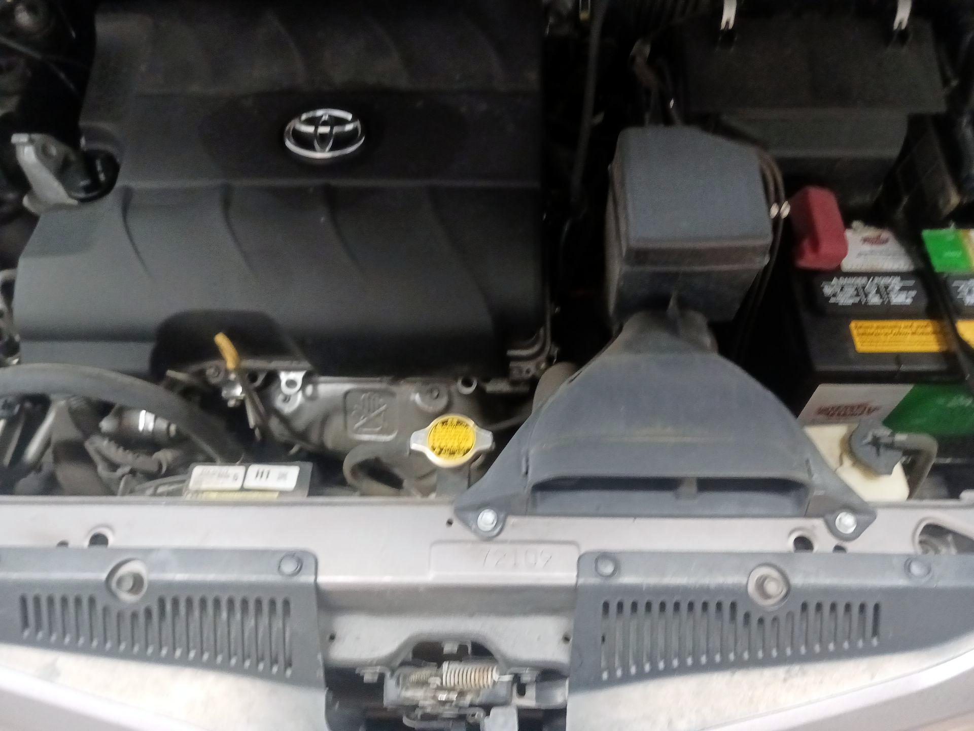 Thumbnail: 2015 Toyota Sienna - 20