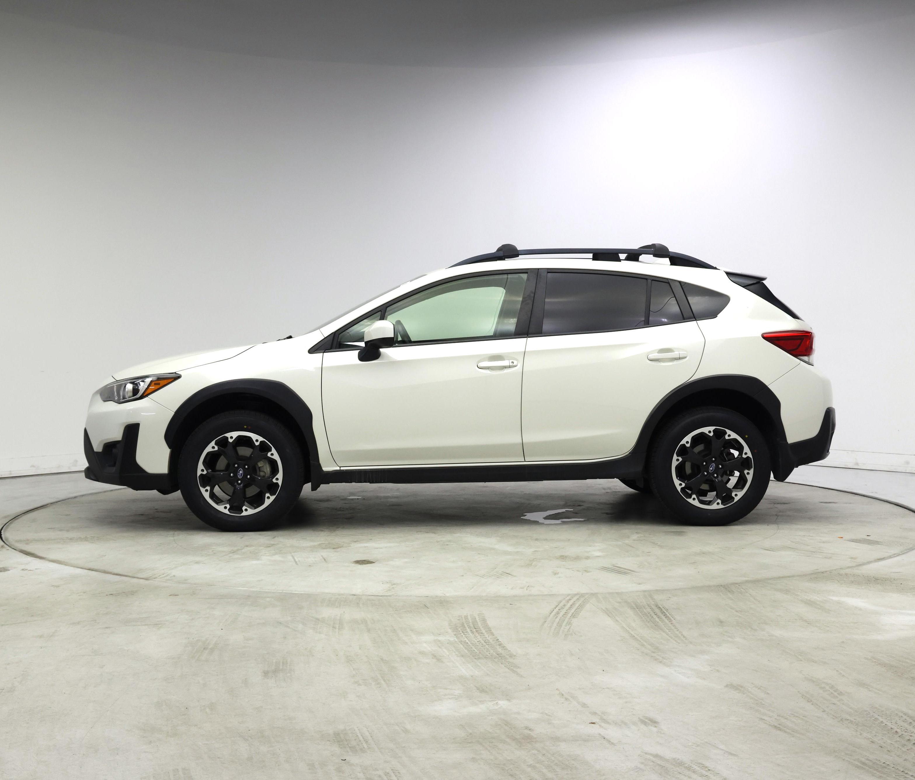 Thumbnail: 2022 Subaru Crosstrek - 3