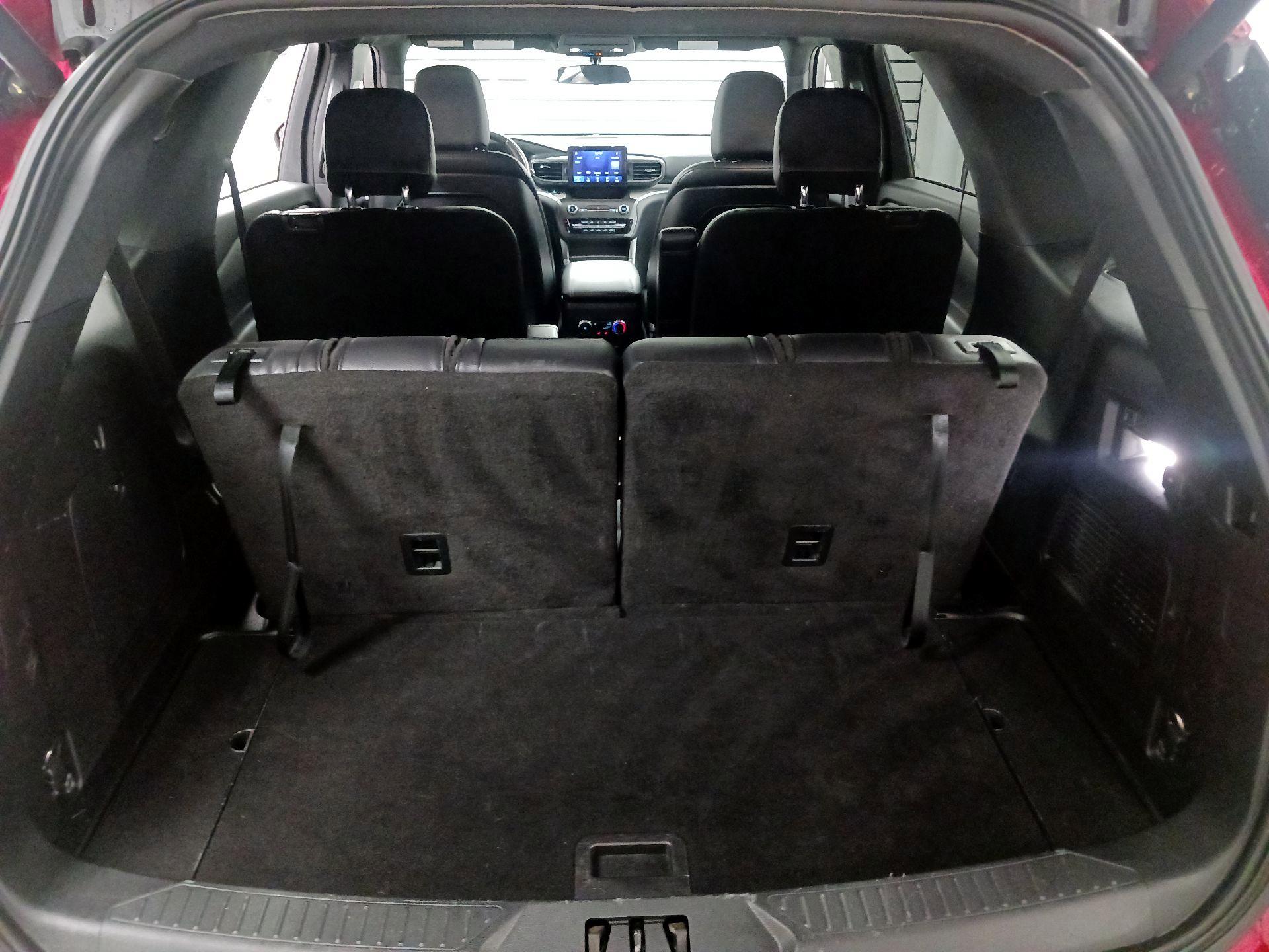 Thumbnail: 2020 Ford Explorer - 20