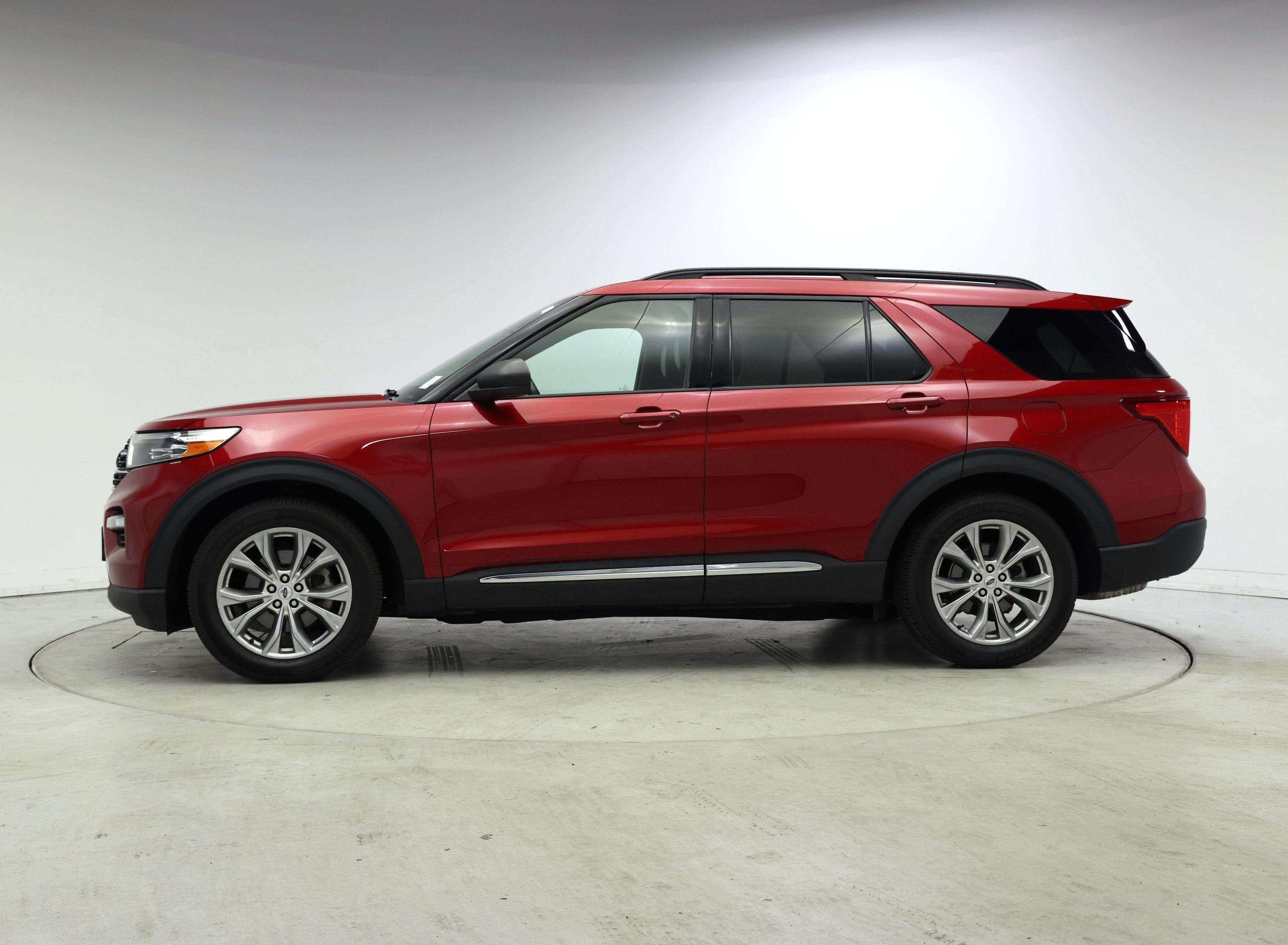 Thumbnail: 2020 Ford Explorer - 3