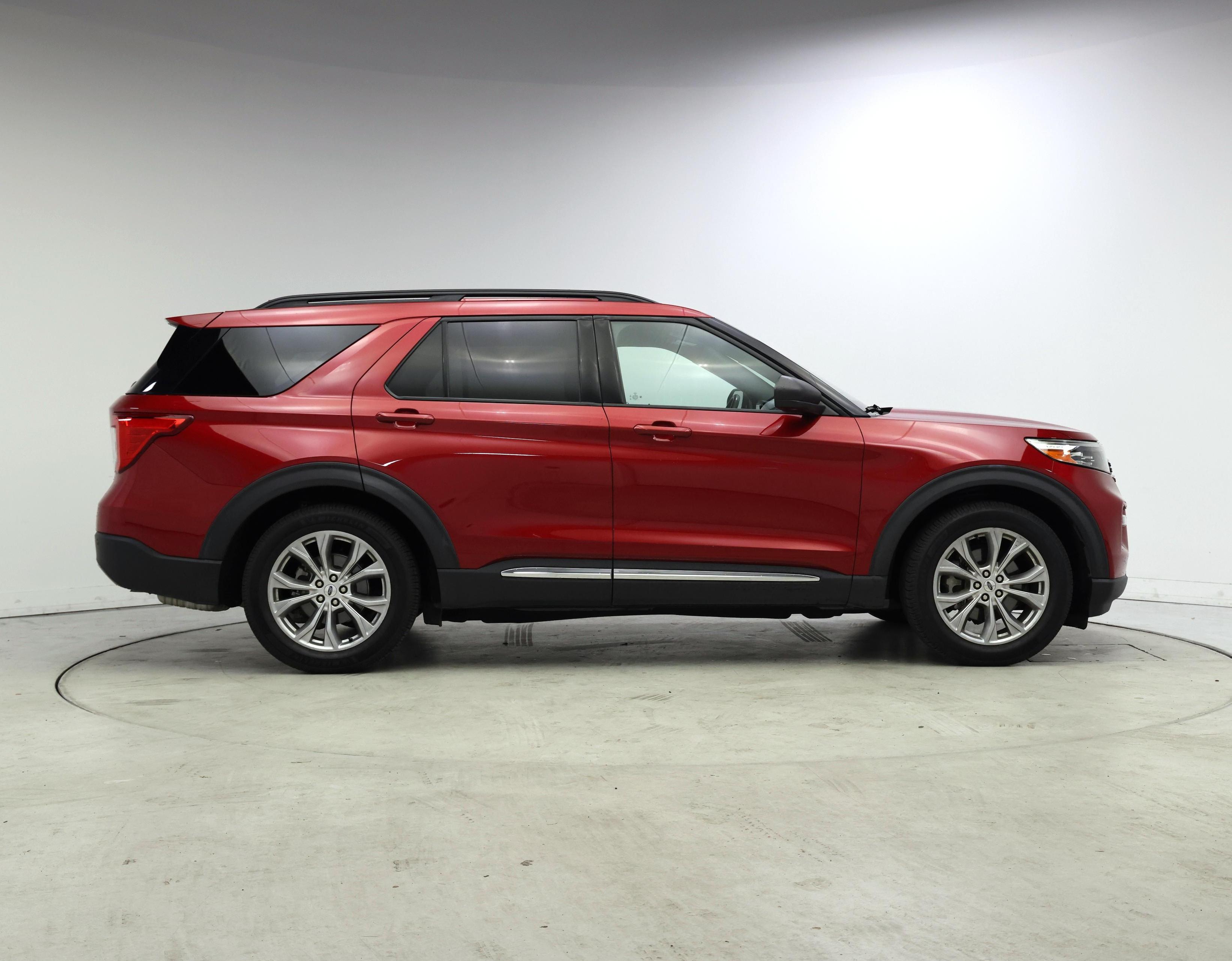Thumbnail: 2020 Ford Explorer - 7