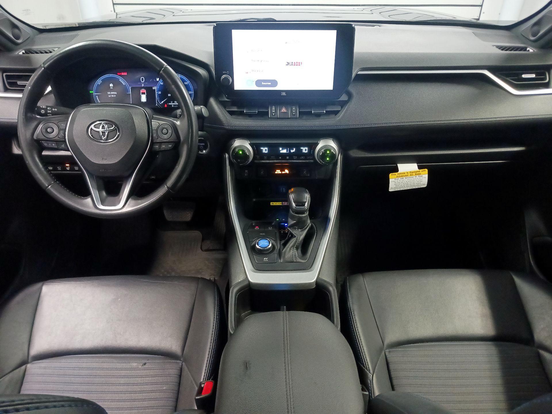 Thumbnail: 2023 Toyota RAV4 - 9