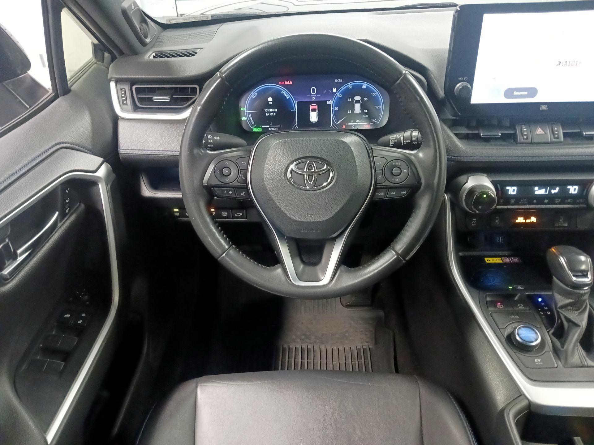 Thumbnail: 2023 Toyota RAV4 - 10