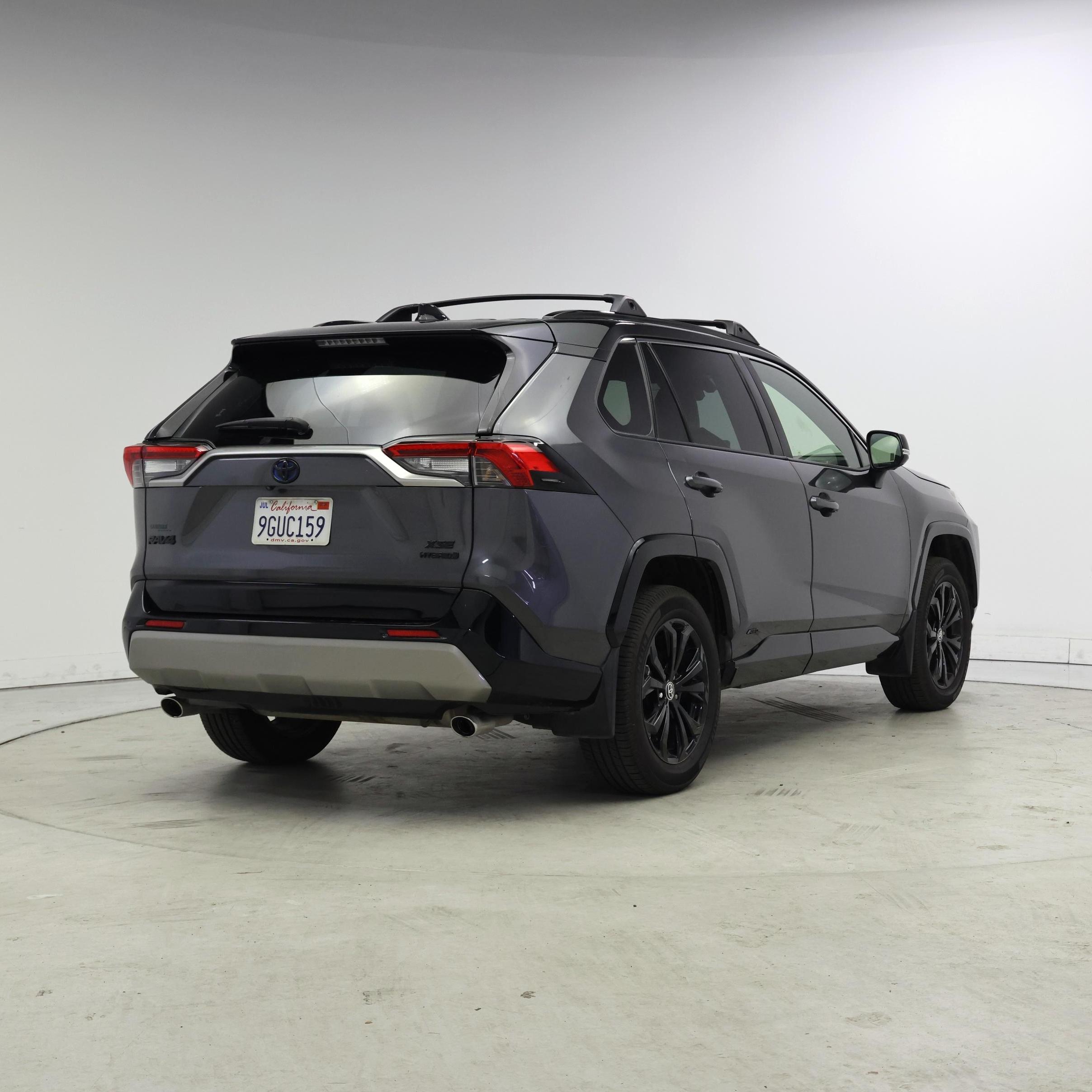 Thumbnail: 2023 Toyota RAV4 - 8