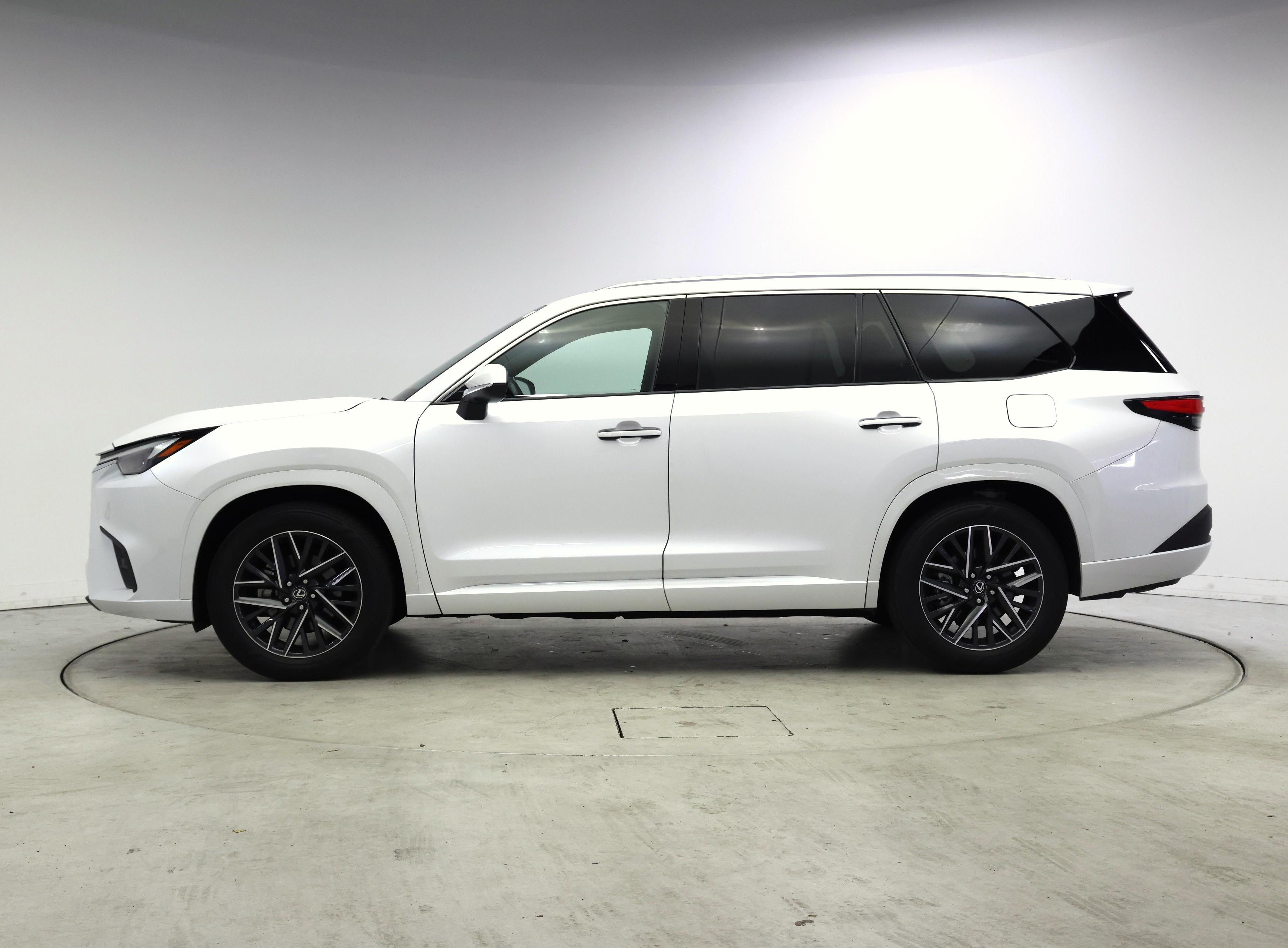 Thumbnail: 2024 Lexus TX - 3