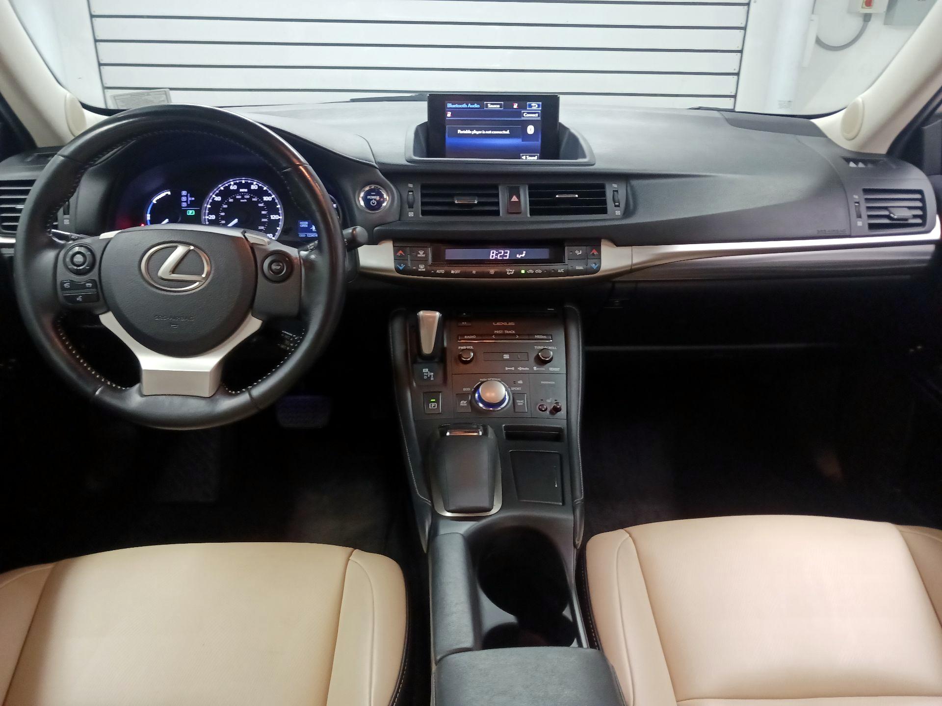 Thumbnail: 2017 Lexus CT - 9