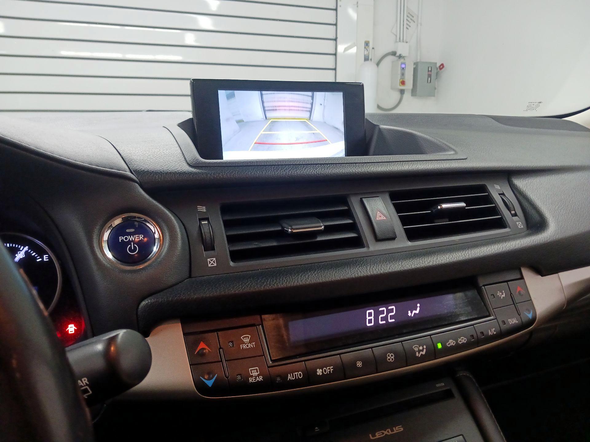 Thumbnail: 2017 Lexus CT - 14