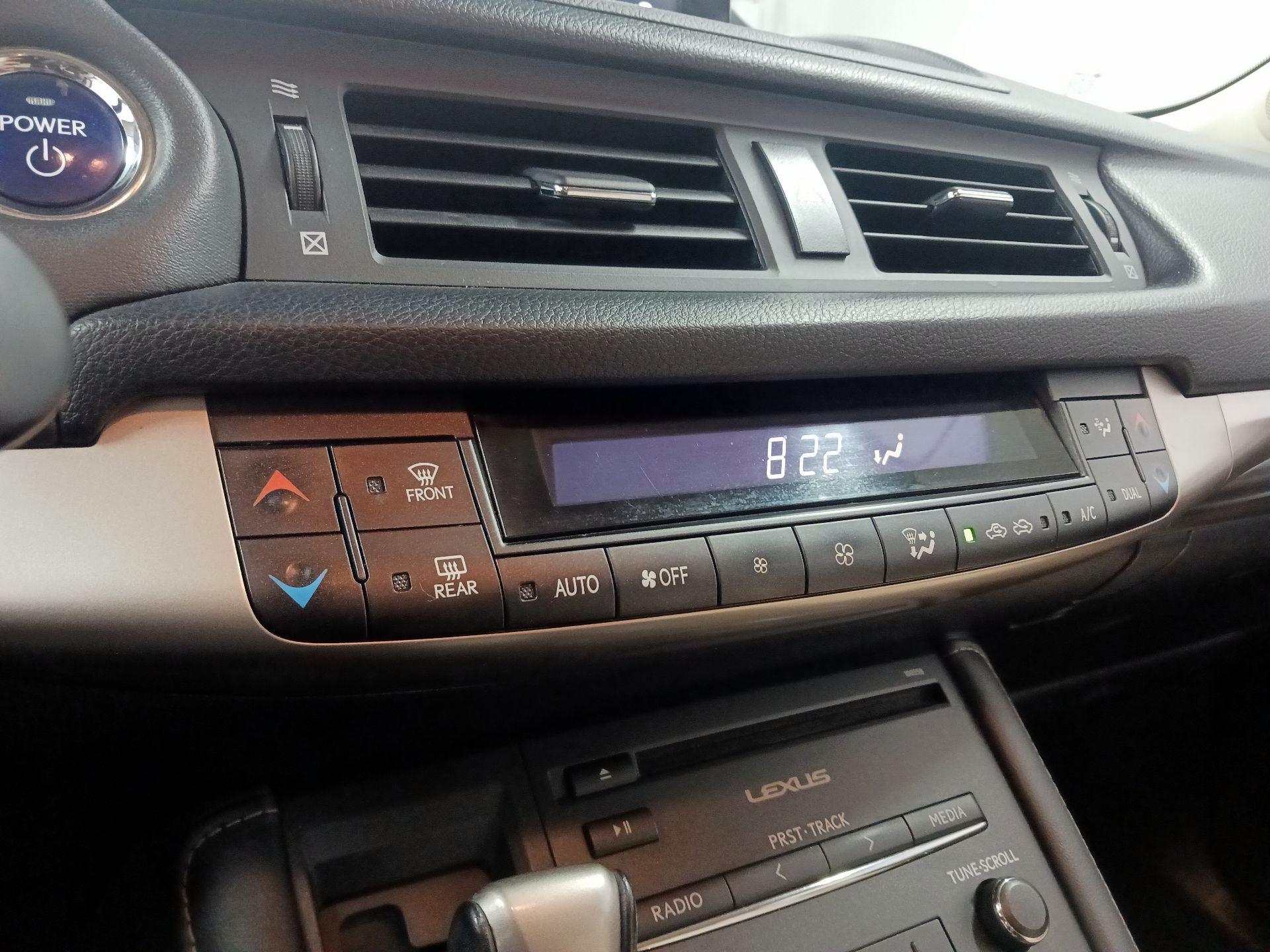 Thumbnail: 2017 Lexus CT - 16