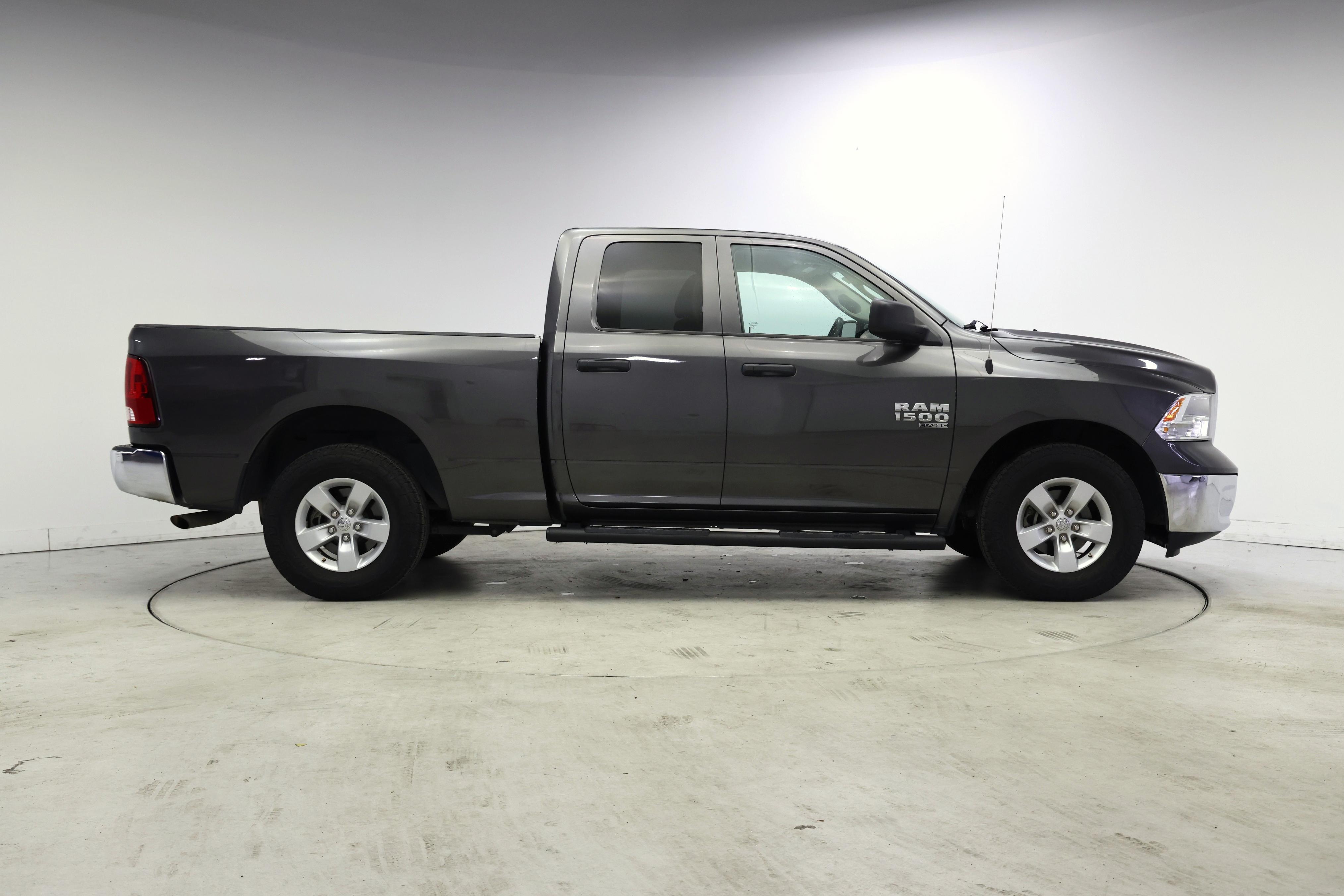 Thumbnail: 2019 RAM 1500 Classic - 7