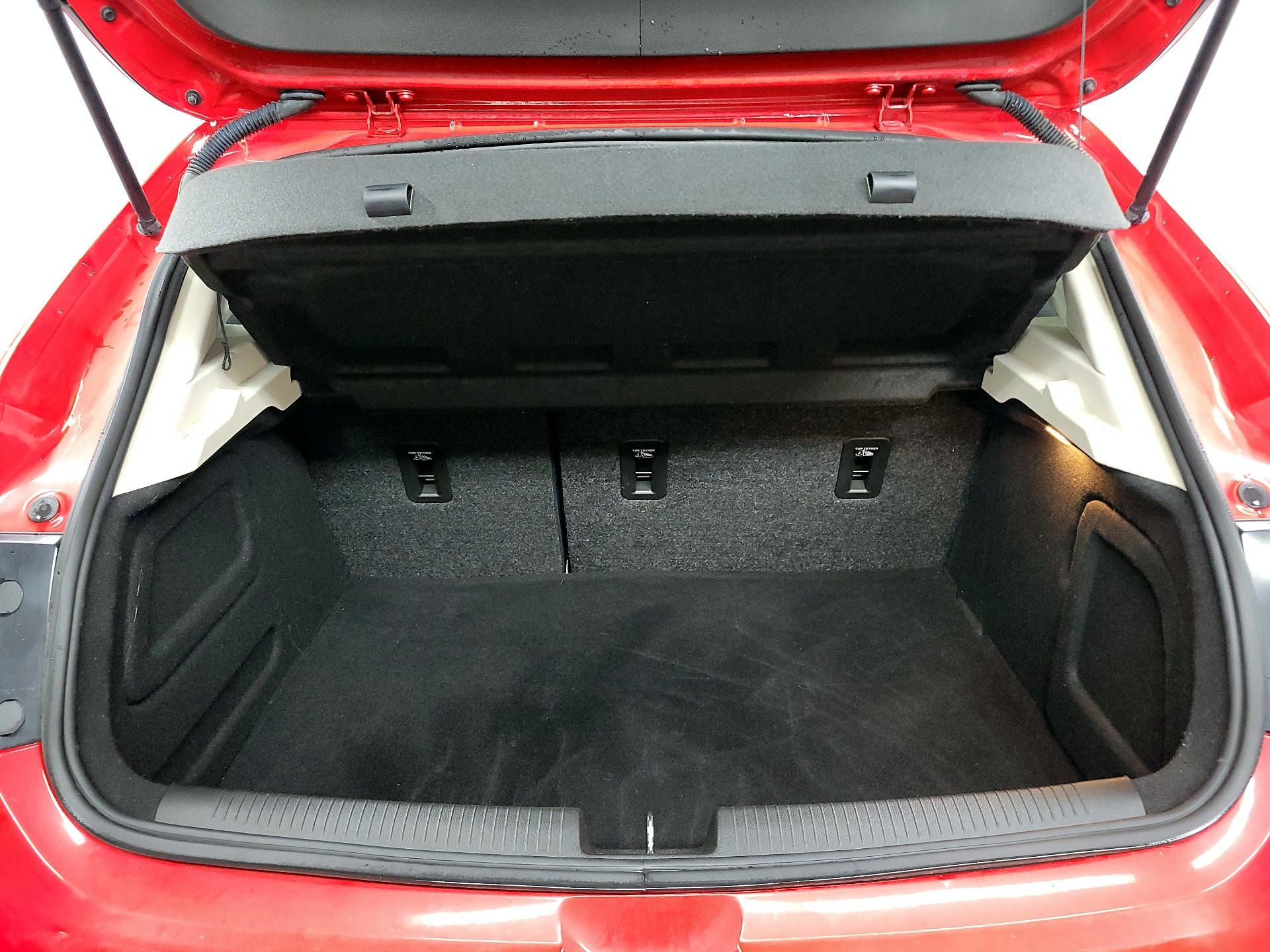 Thumbnail: 2018 Chevrolet Cruze - 20