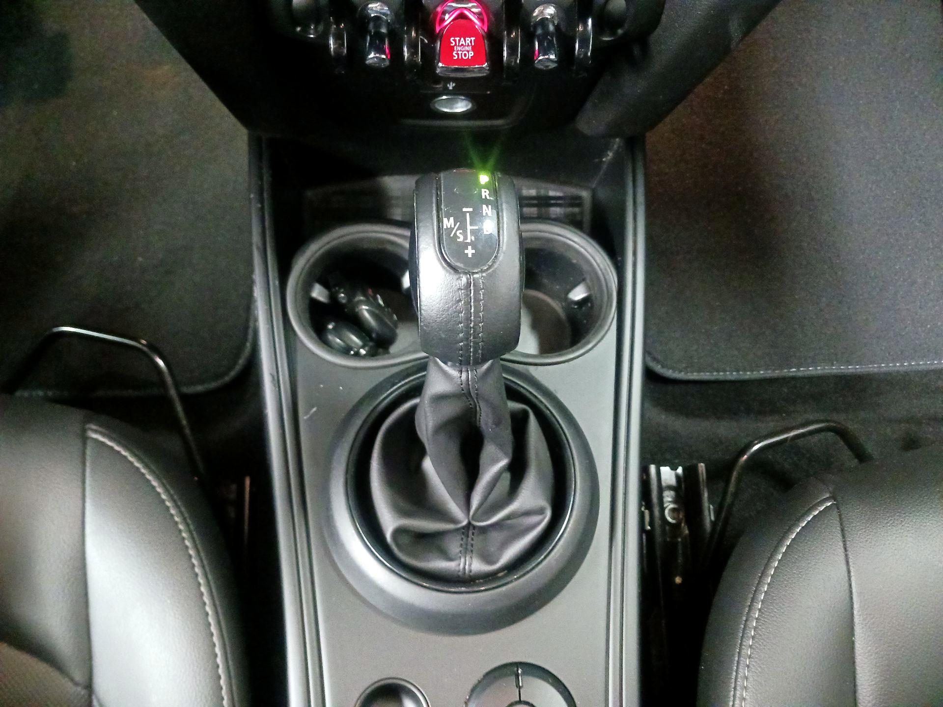 Thumbnail: 2019 MINI Cooper Countryman - 17