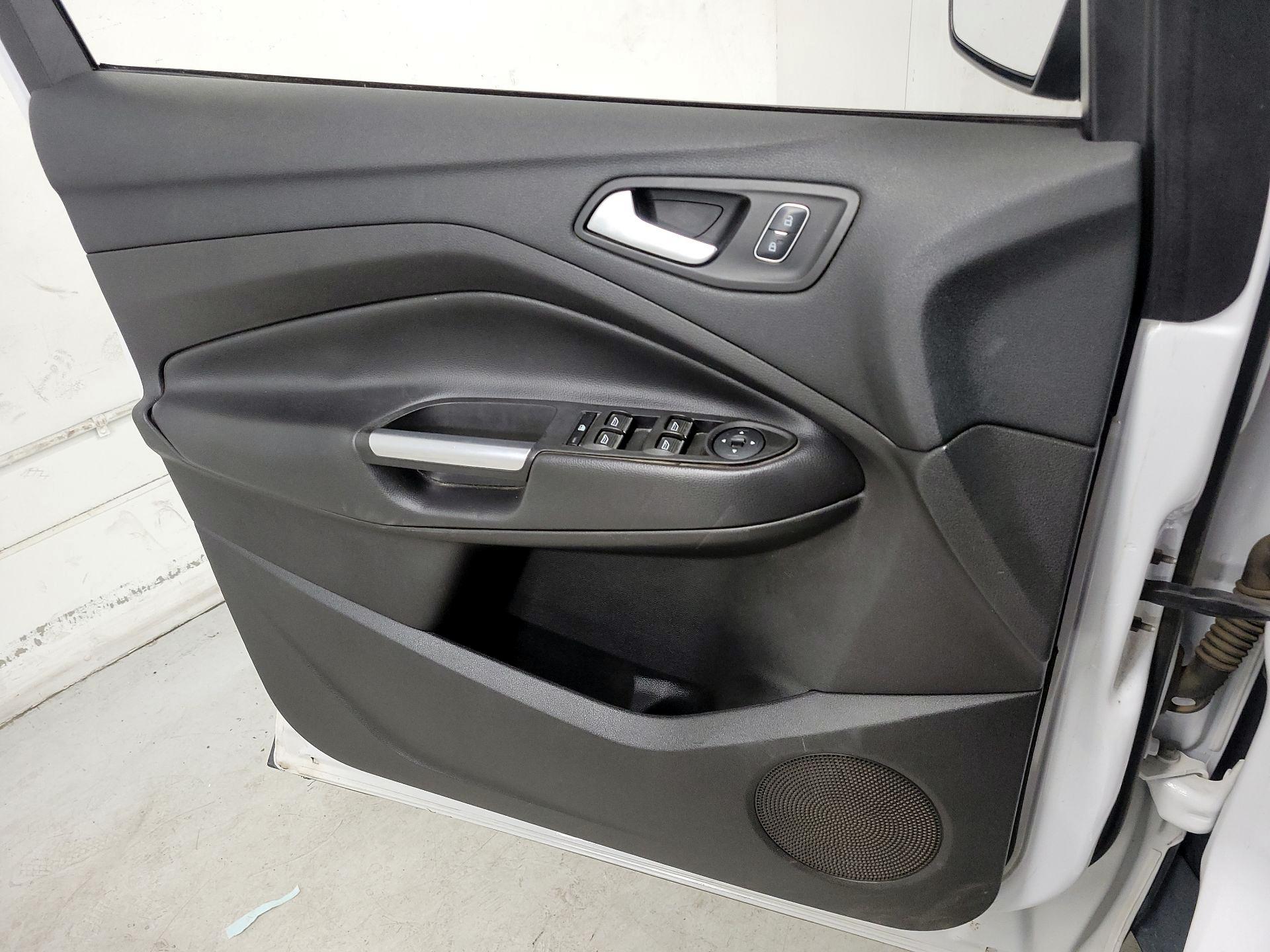 Thumbnail: 2017 Ford Escape - 12