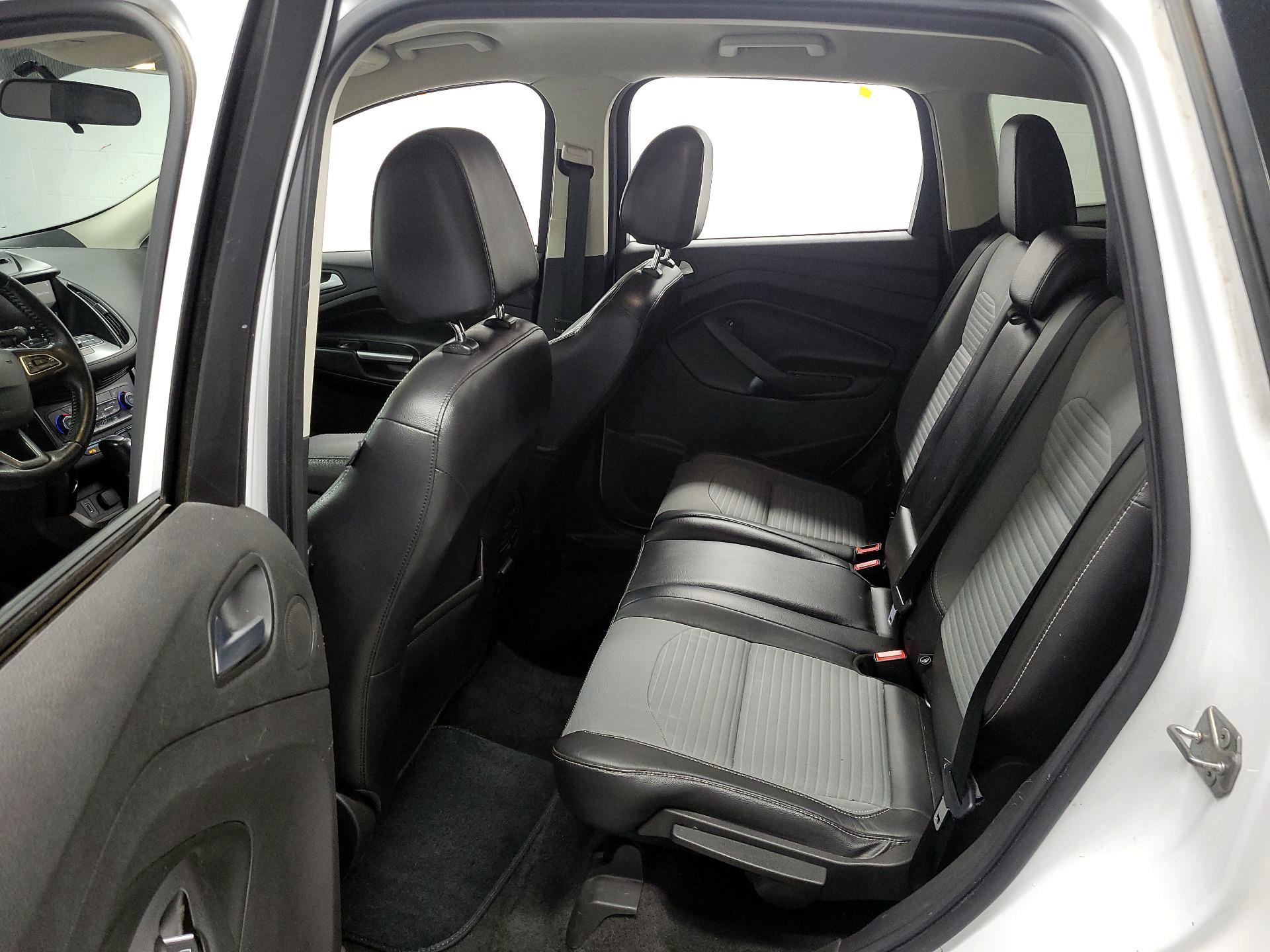 Thumbnail: 2017 Ford Escape - 17