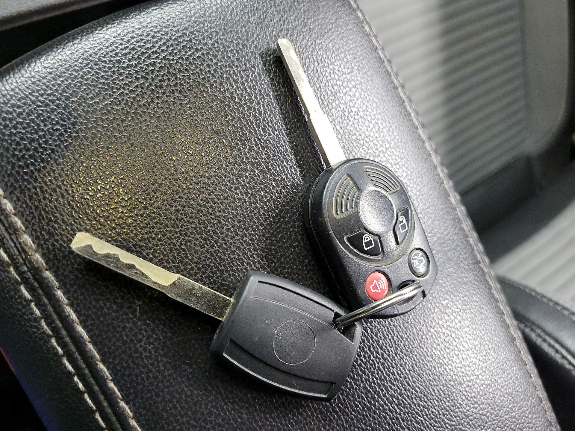 Thumbnail: 2017 Ford Escape - 20