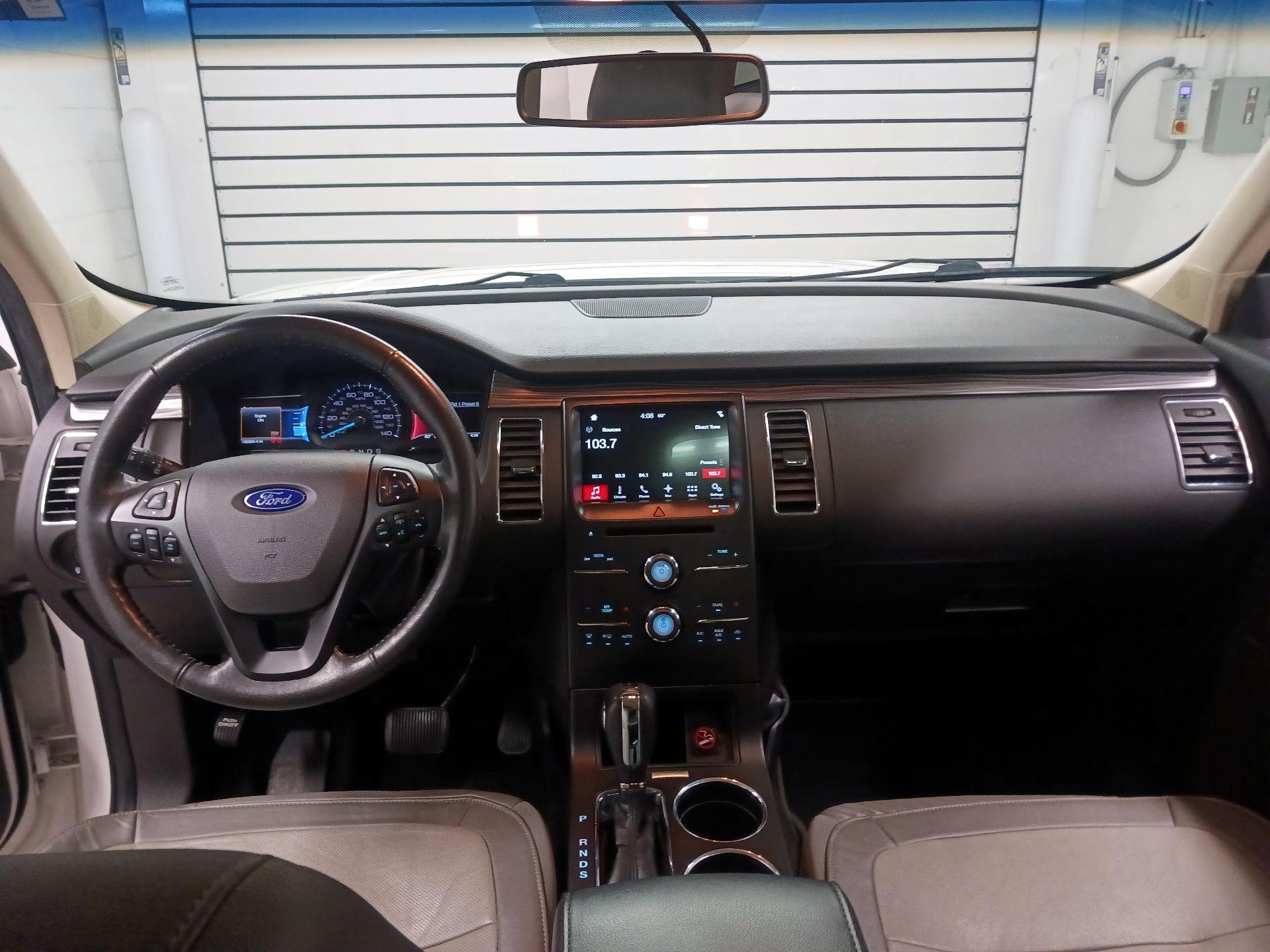 Thumbnail: 2016 Ford Flex - 9