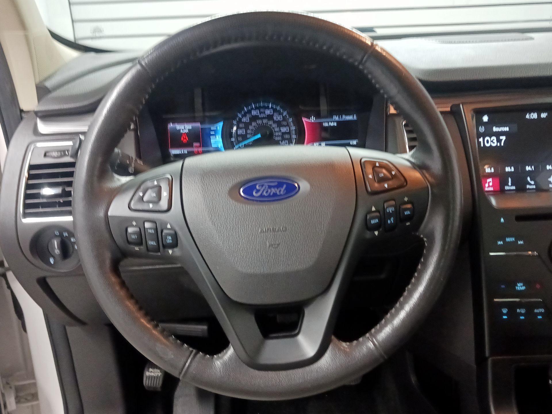 Thumbnail: 2016 Ford Flex - 10