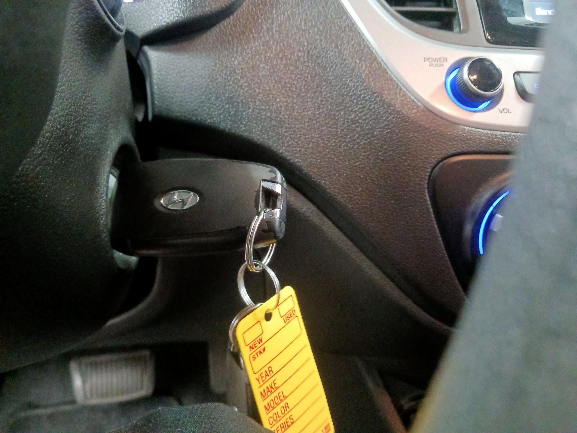 Thumbnail: 2021 Hyundai Accent - 20