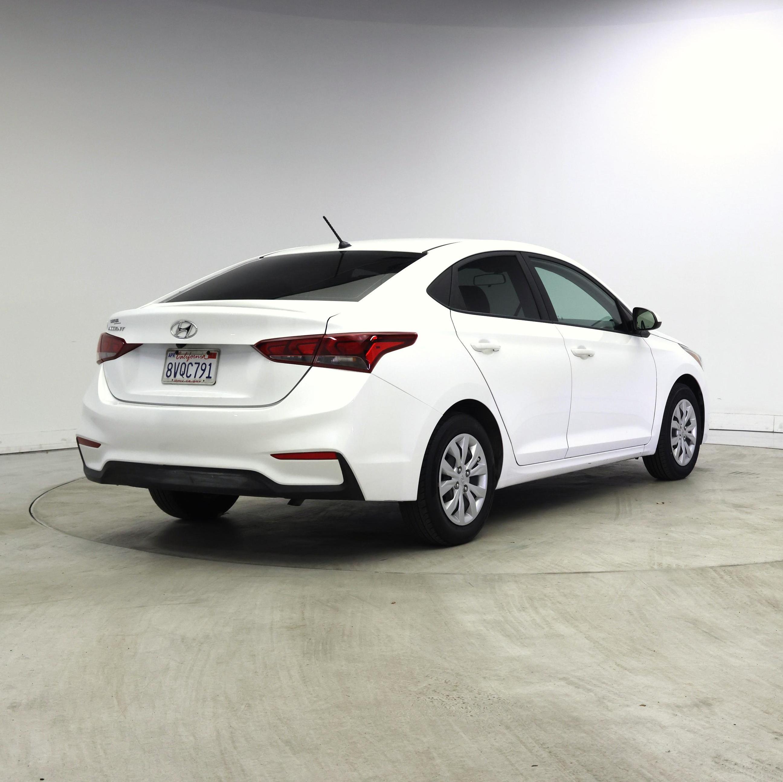 Thumbnail: 2021 Hyundai Accent - 8